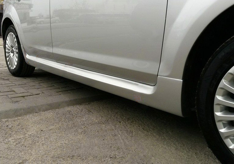 Бокові пороги Sedan (під фарбування)