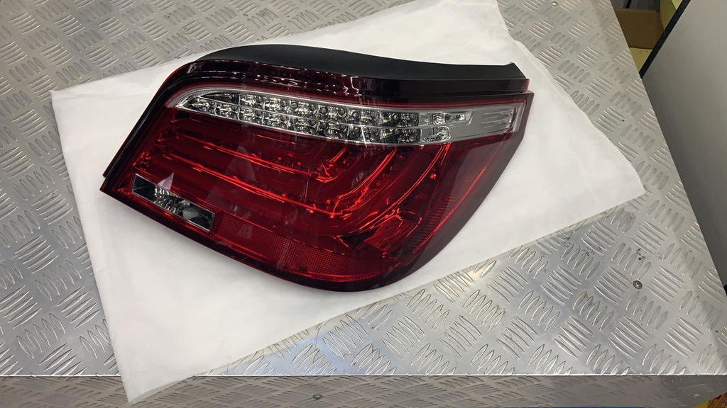 Задні ліхтарі LED (2 шт) 2