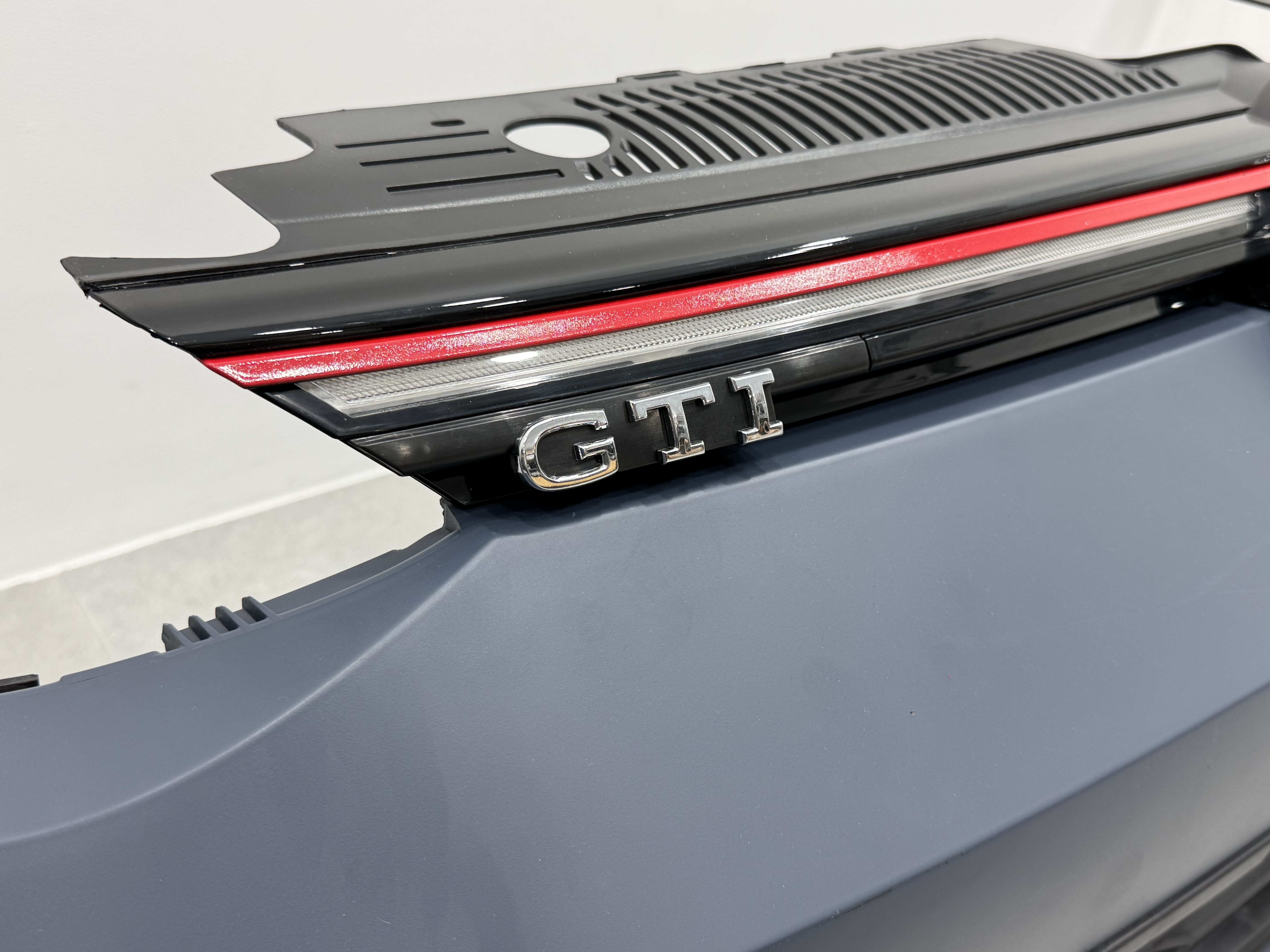 Передній бампер GTI Volkswagen Golf 8 2021- 5