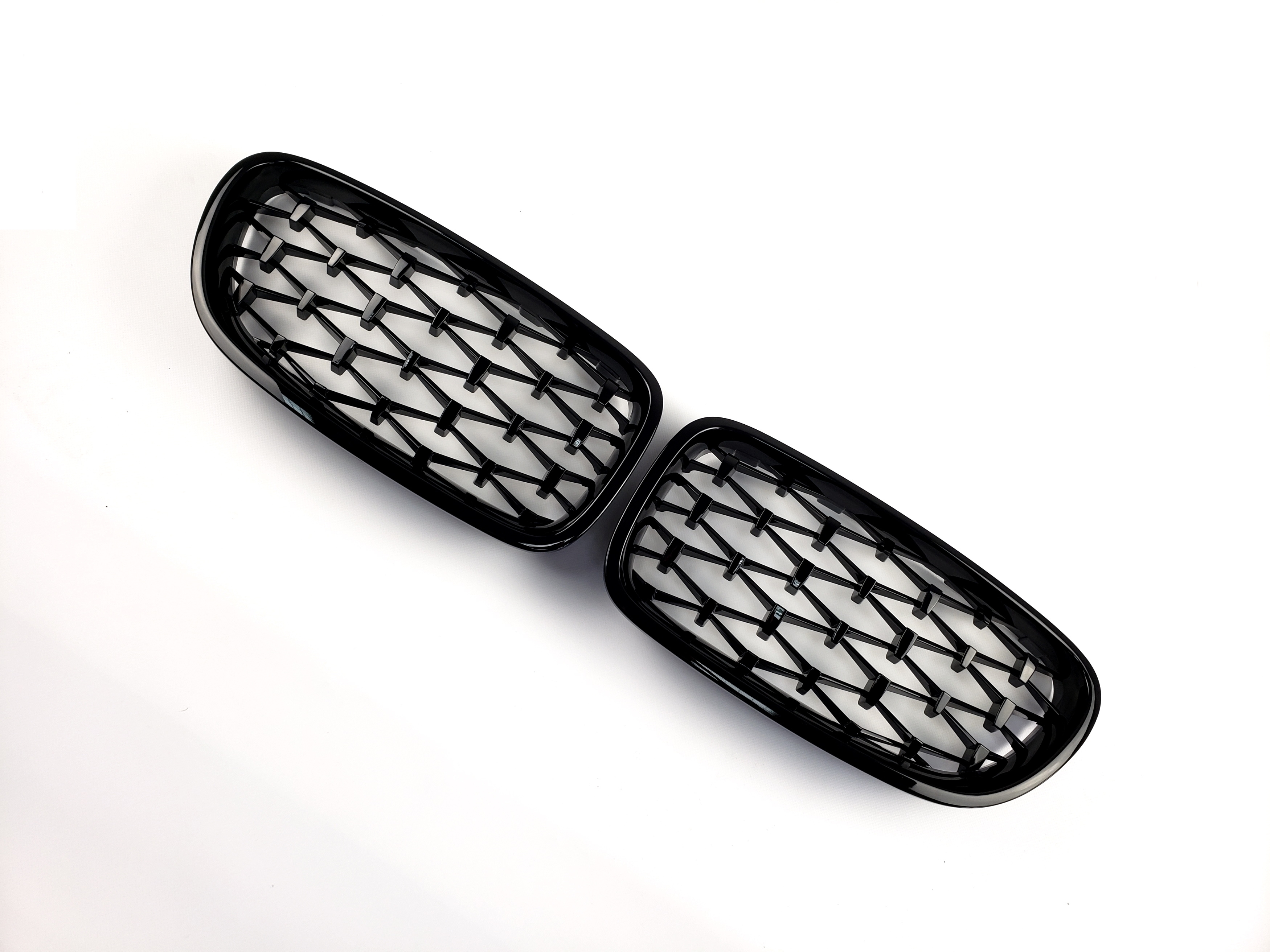 Ніздрі Diamond All Black на BMW 5 Series F10 / F11 2010-2017 року 3