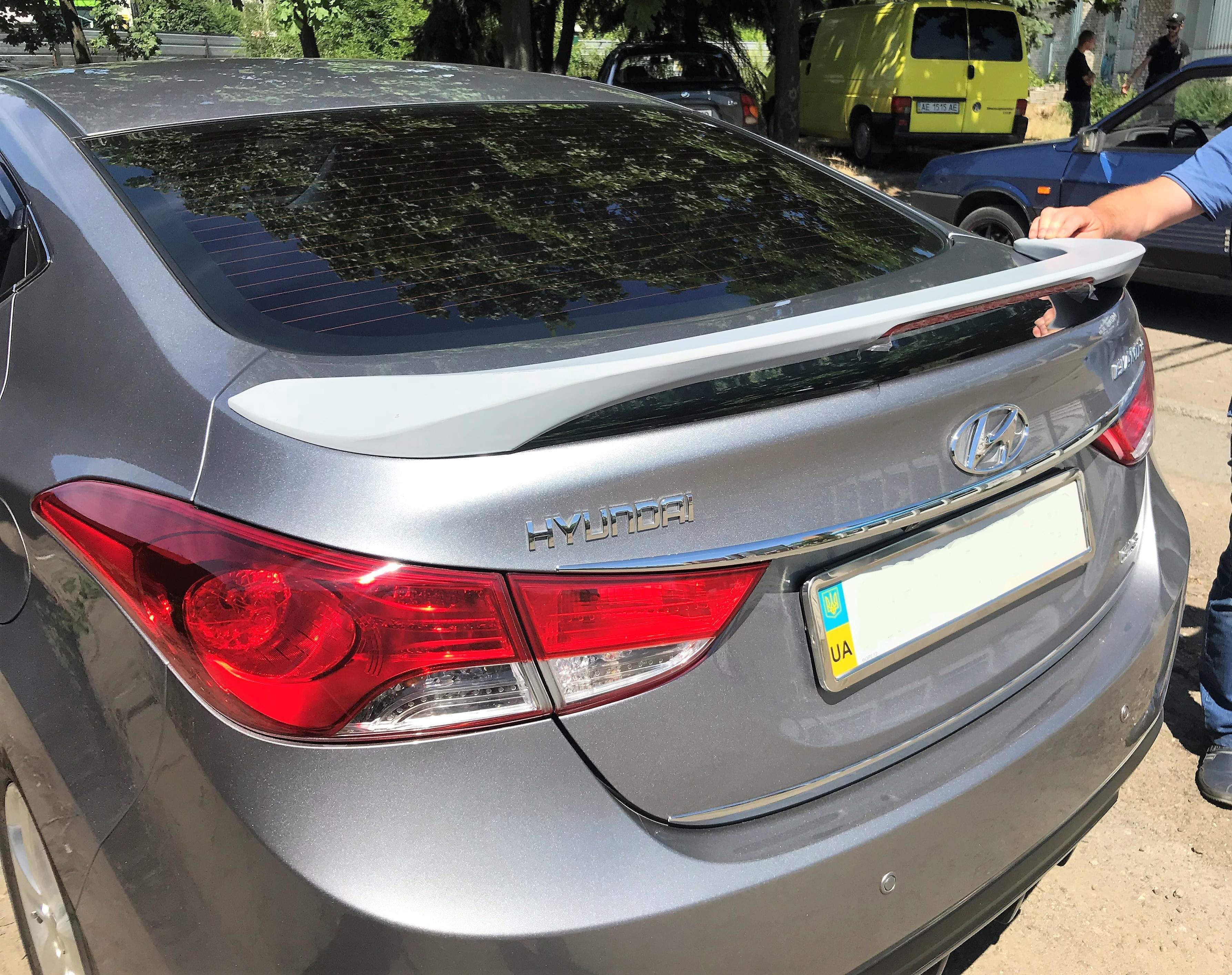 Спойлер на багажник Hyundai Elantra MD 2010-2015 зі стоп сигналом ABS пластик 2