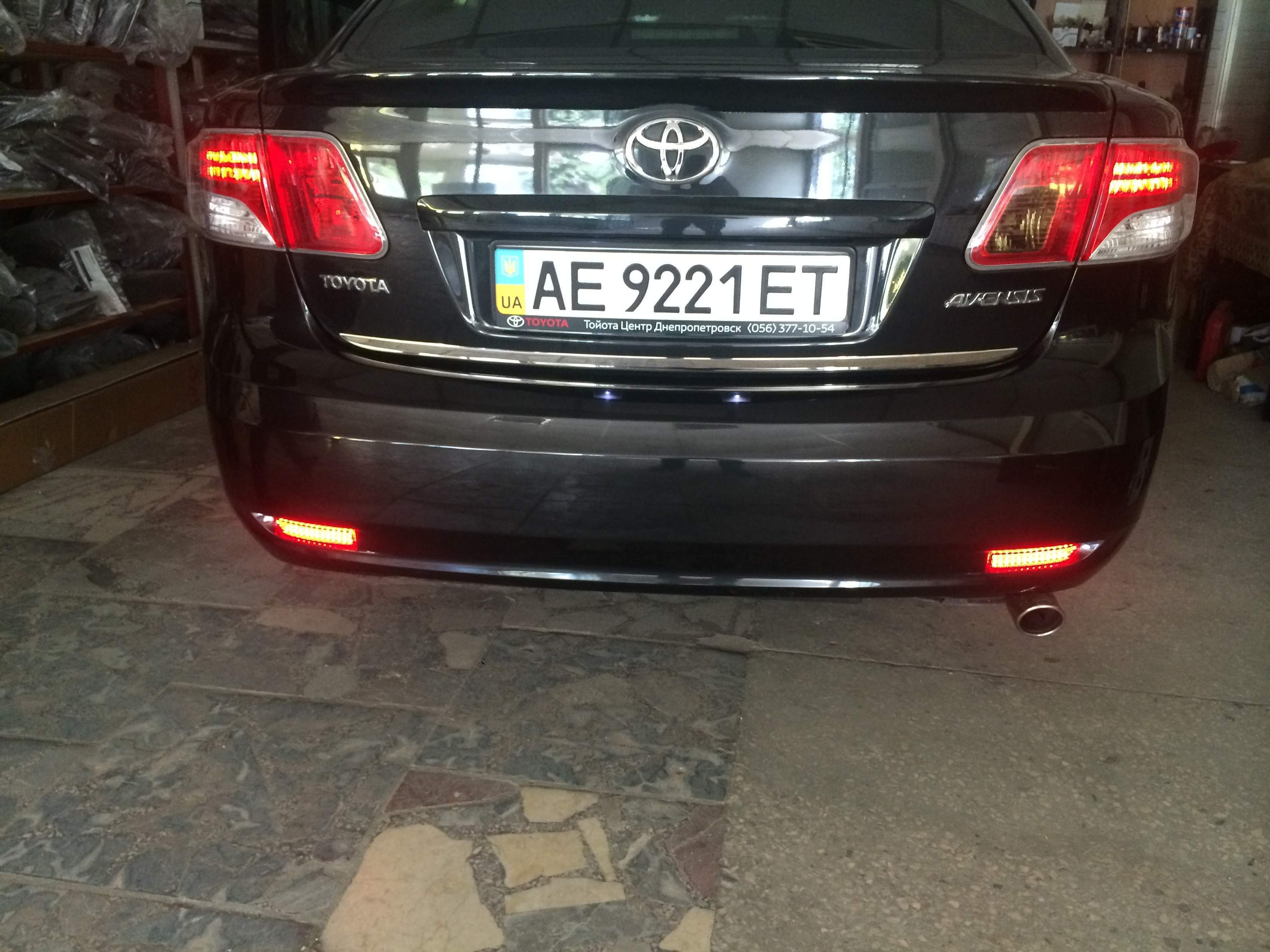 Габаритні вогні Toyota Avensis 2009-2012 4