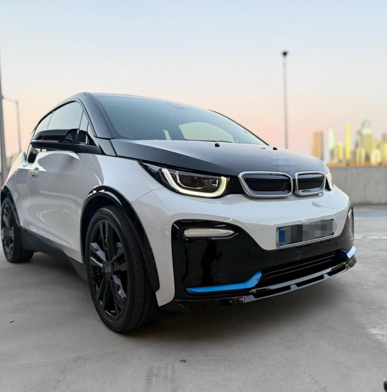 Накладка на передній бампер Lip (Карбон) 6