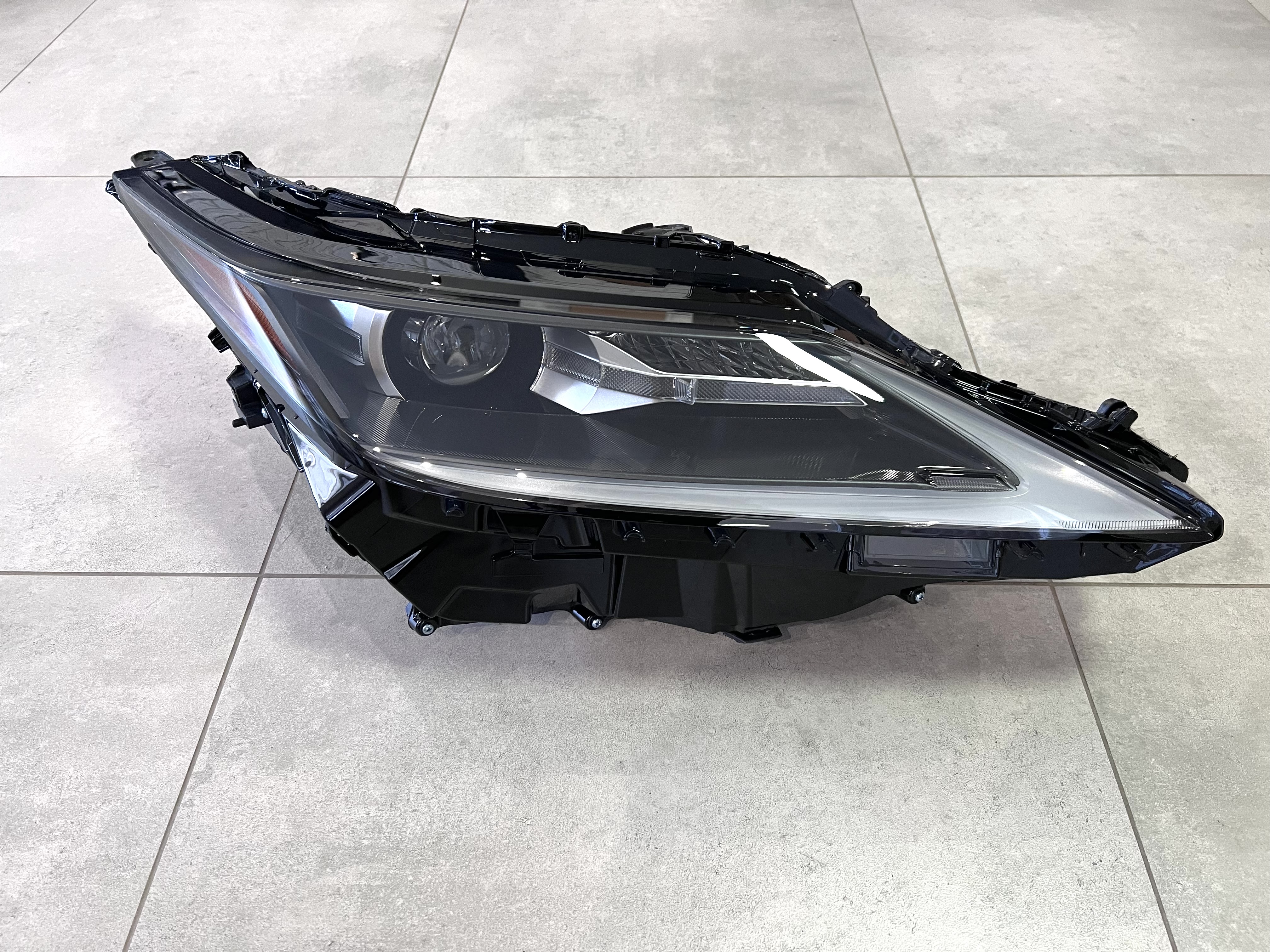 Права фара Lexus RX 2019-2021 під блок 2