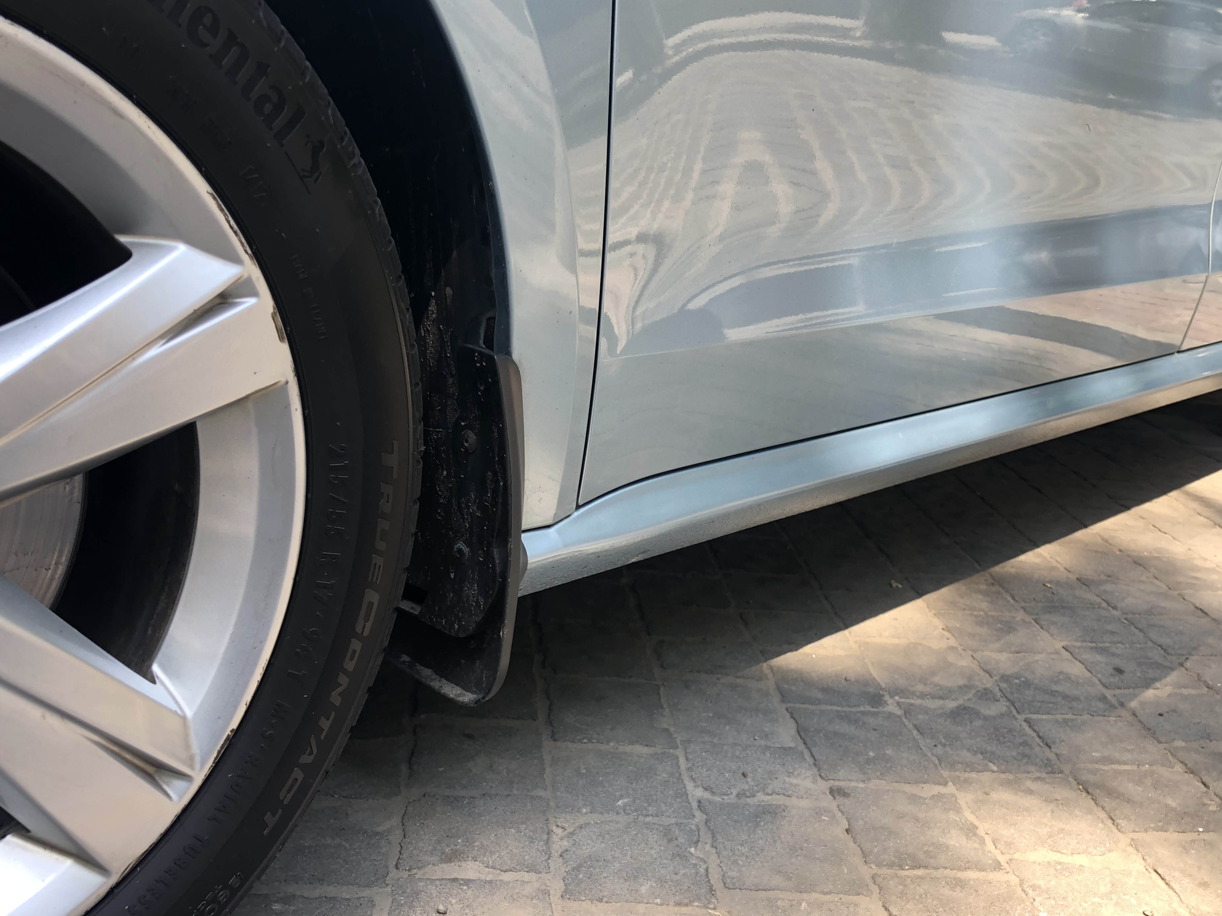 Бризковики передні Volkswagen Passat B7/B8 Америка 2011-2019 комплект 2шт. 5