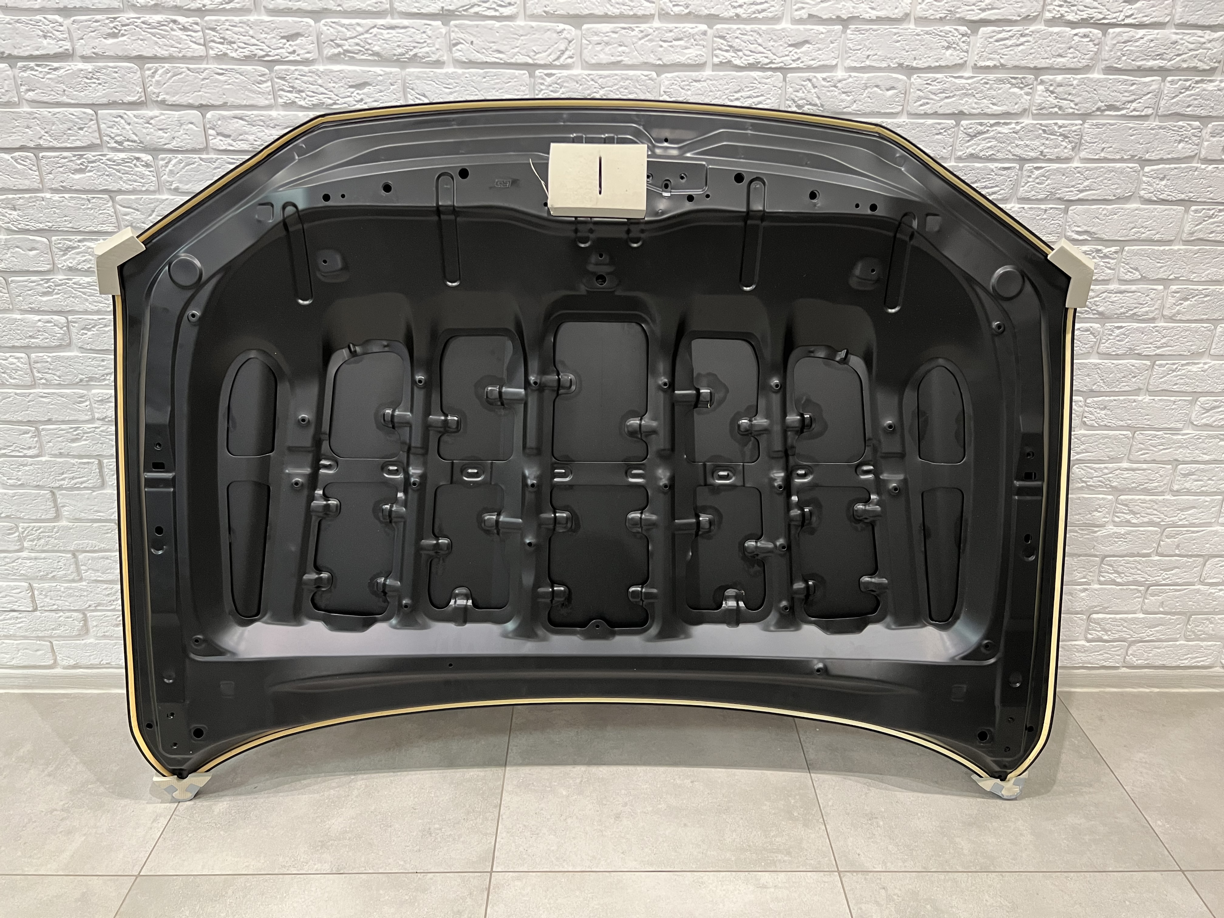 Капот Toyota Land Cruiser 200 2015-2021 5