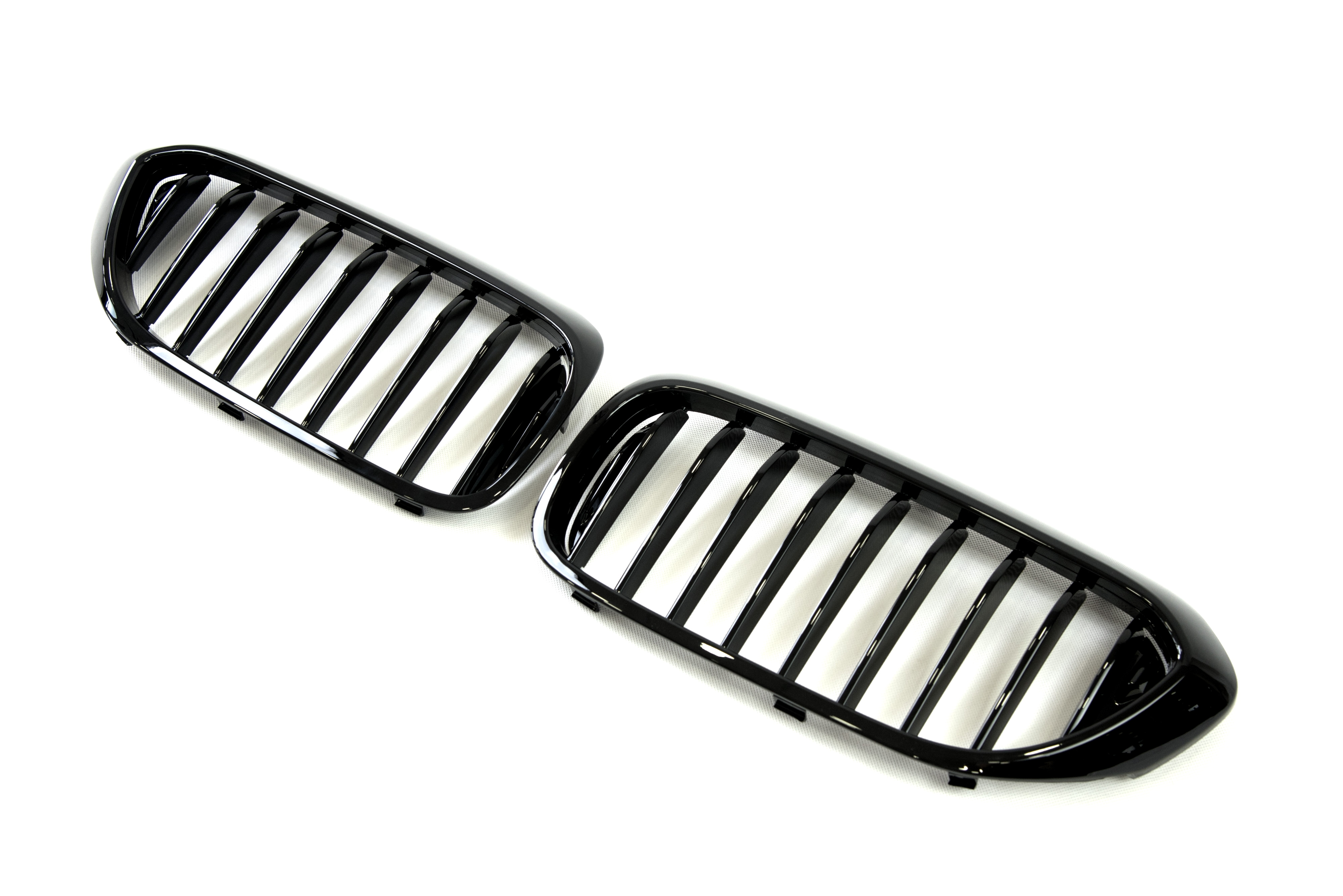 Ніздрі Чорний глянець (1 Bar) на BMW 5 Series G30 / G31 2017-2020 року 2