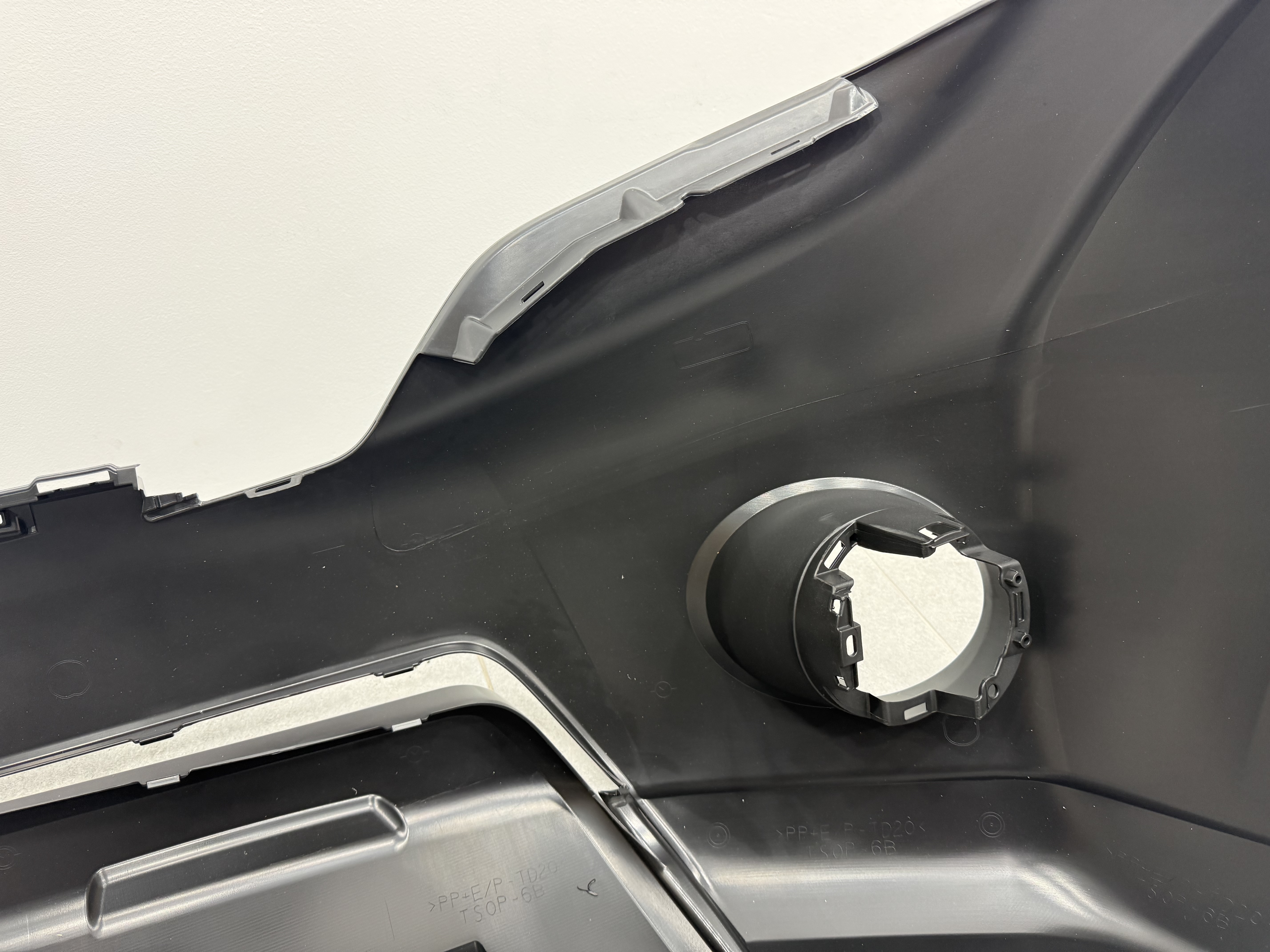 Бампер передній Toyota Land Cruiser Prado 150 2013-2017 під фарбування 4