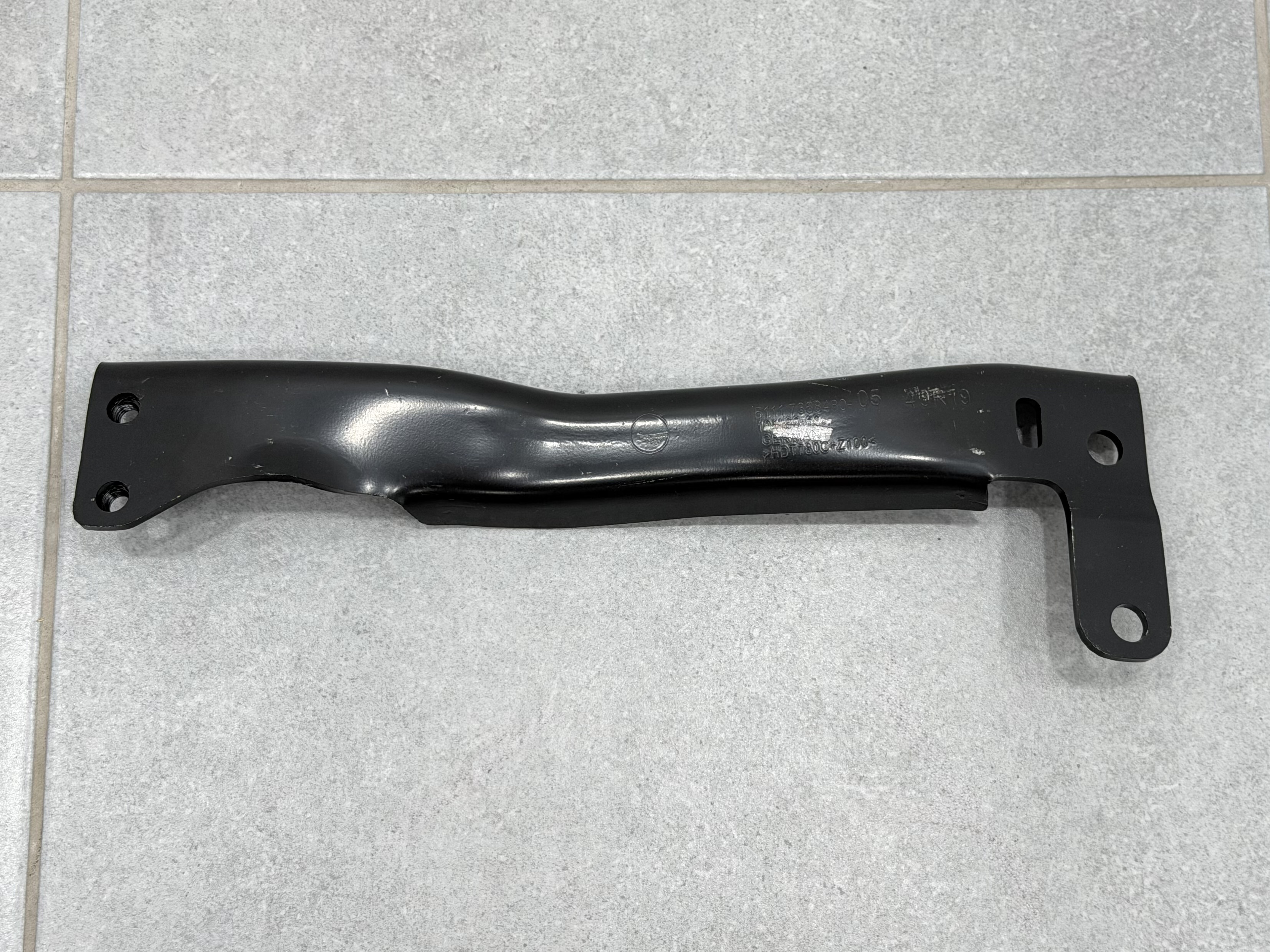 Кронштейн правого окуляра 51117368480 для BMW G30 G31 G11 G12 2