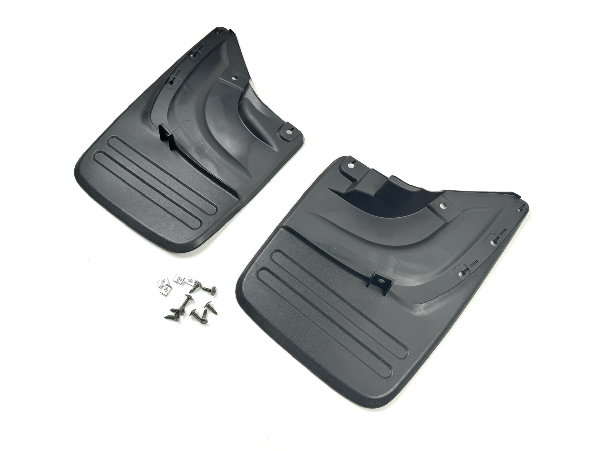 Бризковики задні Toyota Fortuner 2005-2015, комплект 2 шт. 2