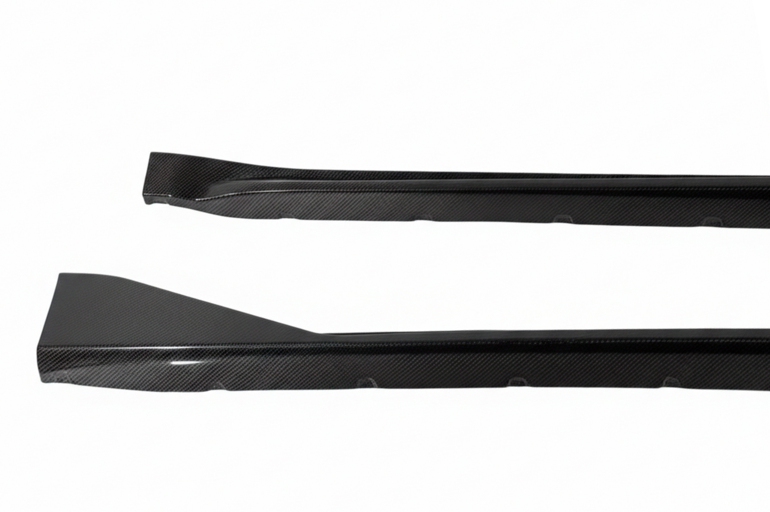 Накладки на пороги V2 (для G80, Карбон) 5