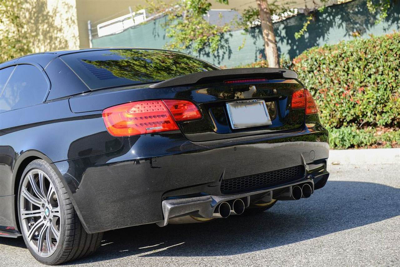 Дифузор заднього бампера V-Style (для M3, Карбон) 4