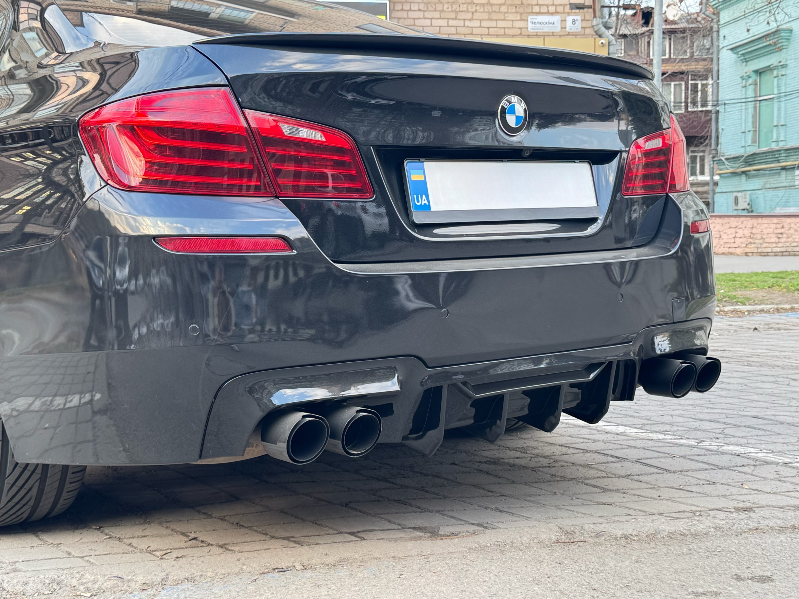 Дифузор накладка заднього бампера Competition стиль BMW 5 series F10 2010-2016 ДО БАМПЕРА М ПАКЕТ, чорний глянець 2