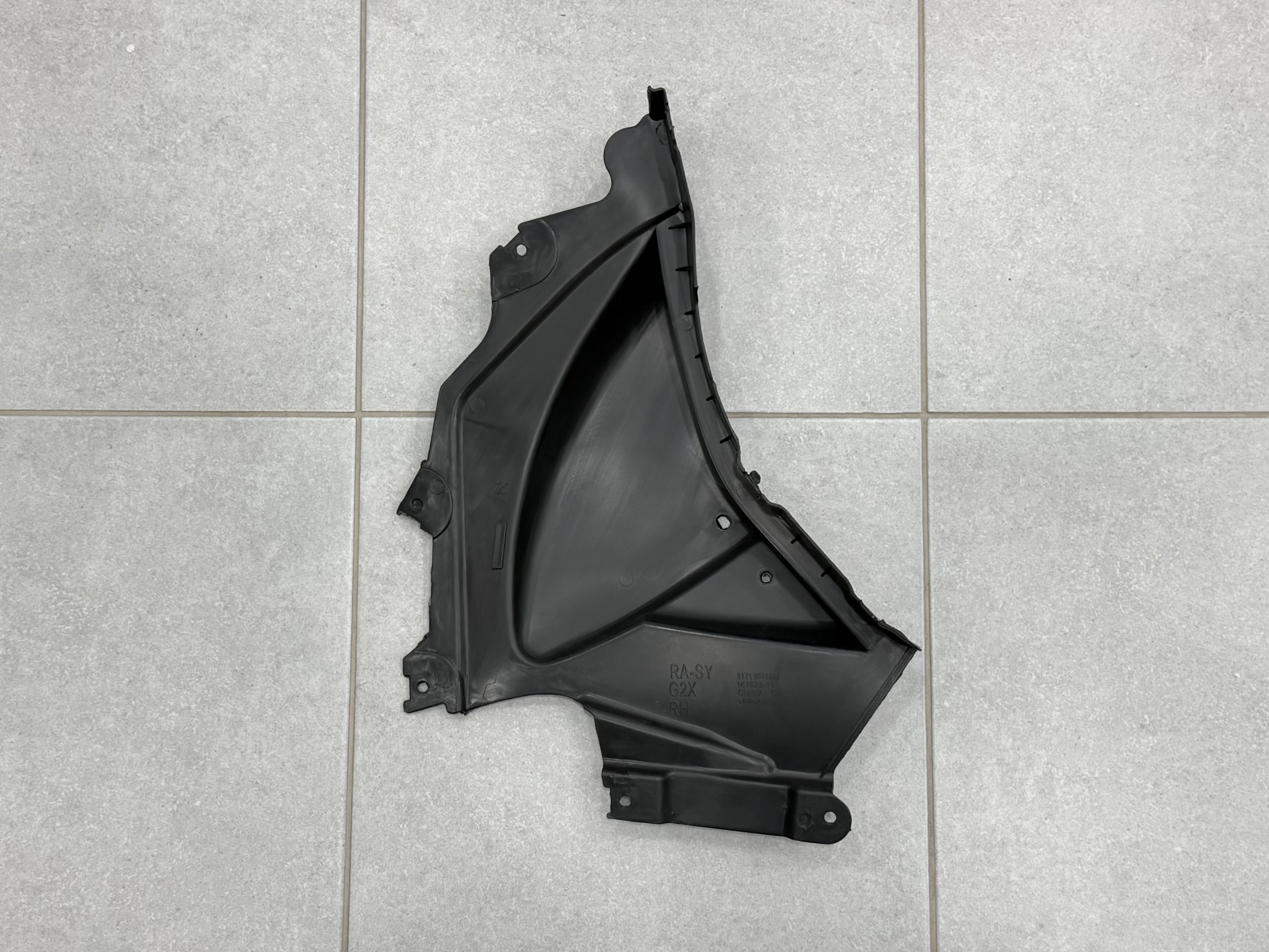 Правий локер M Paket 51118074892 для BMW 3 series G20 G21 2018-2022 5
