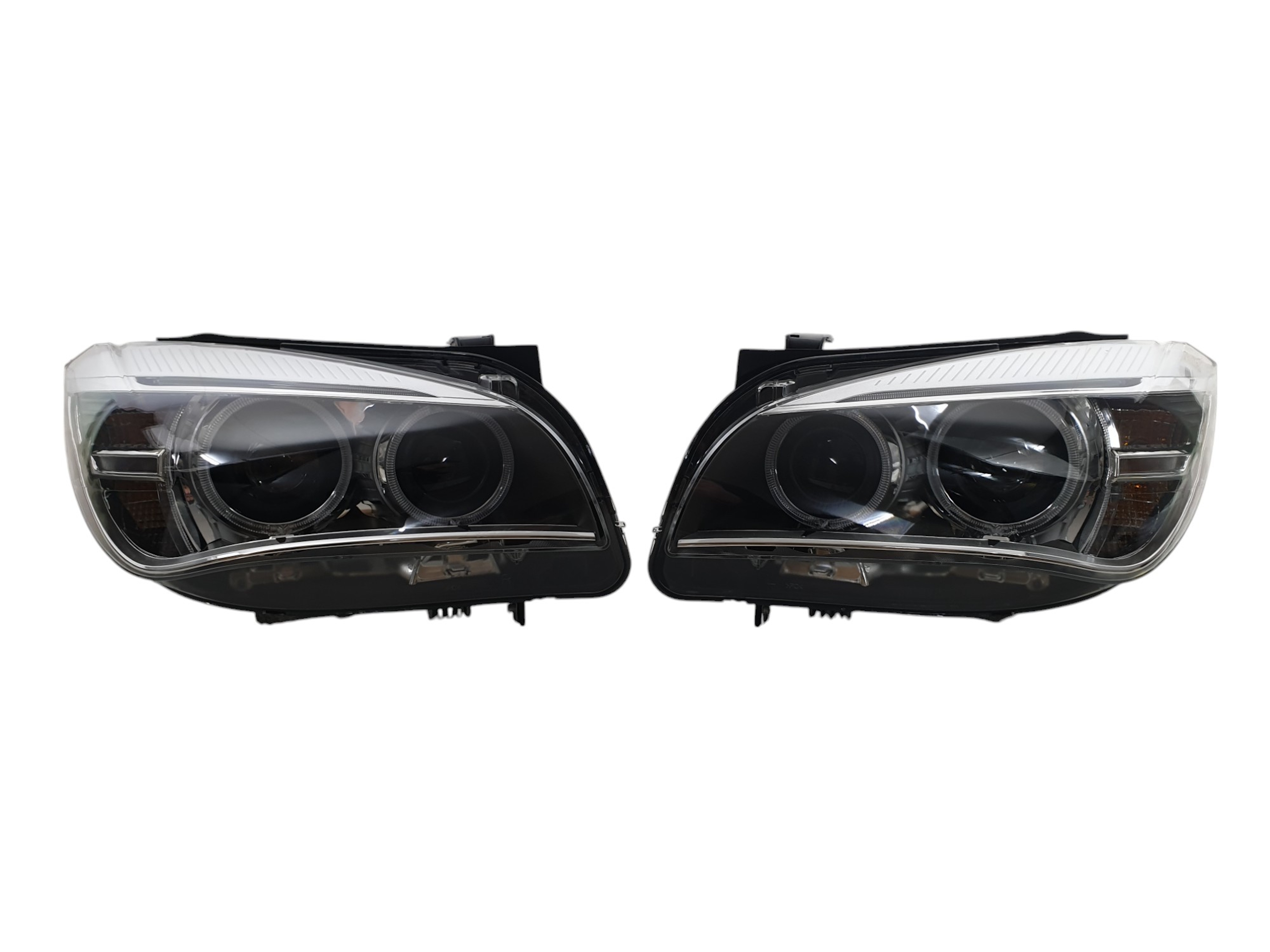 Передні фари (Xenon не адаптив) на BMW X1 E84 2009-2015 року