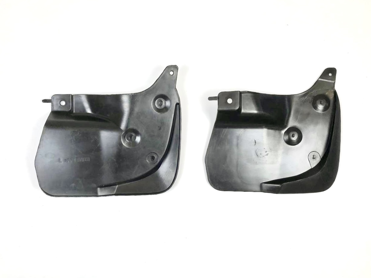 Бризковики передні для Lexus LX 570 2008-2015 / Toyota Land Cruiser 200 2007-2021 під підніжки з підсвічуванням комплект 2шт 2