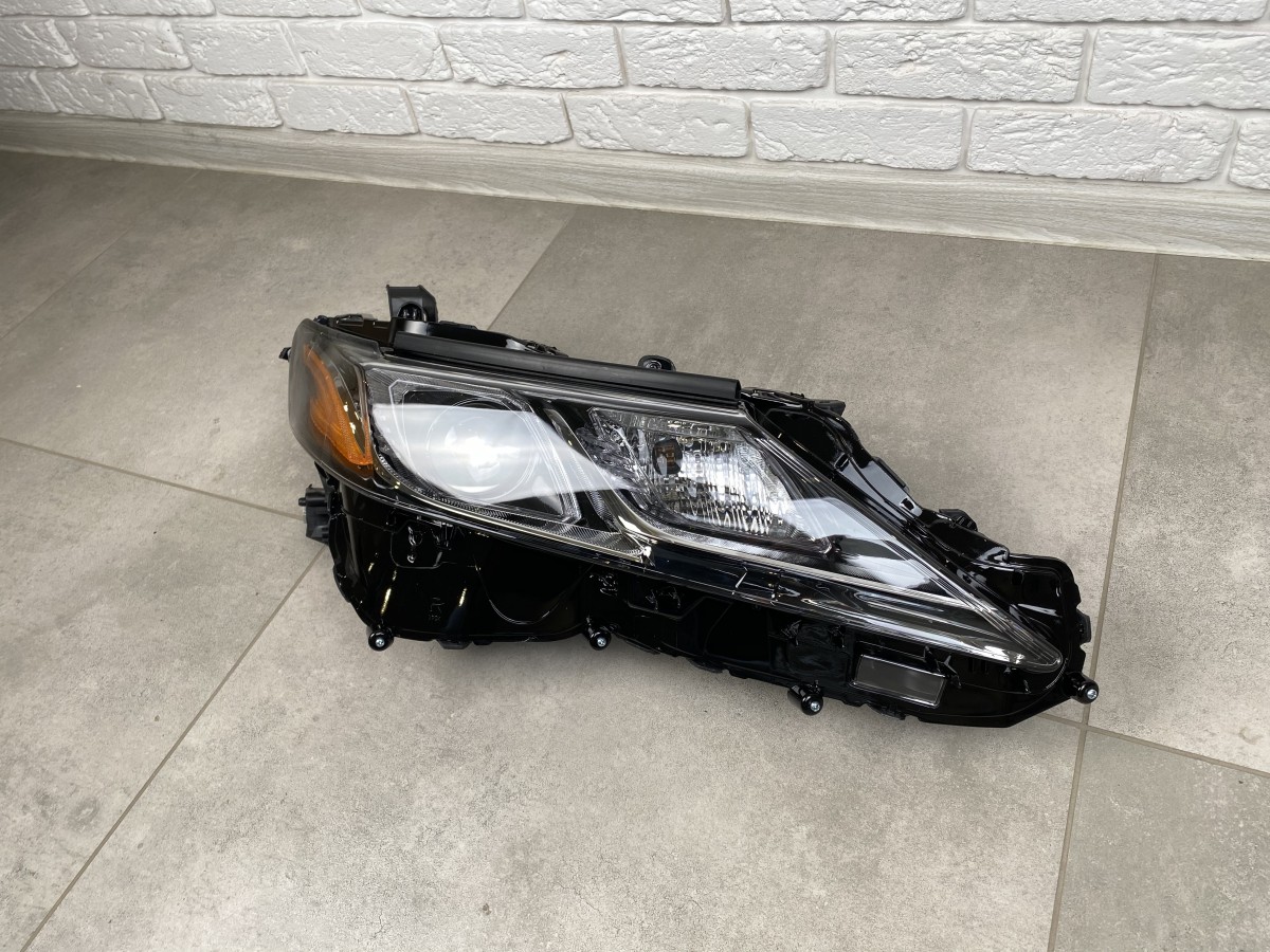 LED права фара Toyota Camry 70 LE SE USA 2017-2024 5