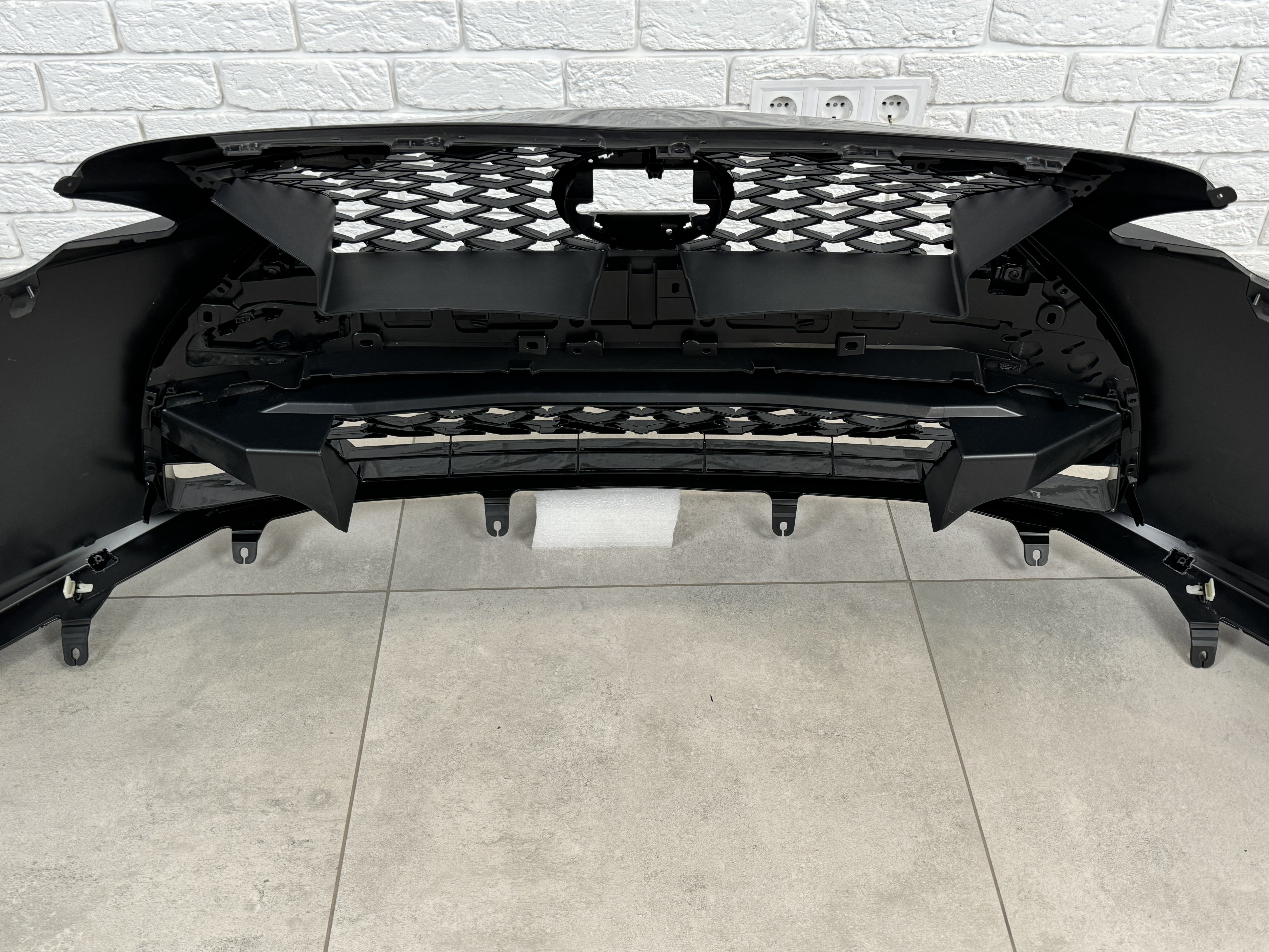 Бампер передній у зборі F-Sport Lexus IS 2021+ 4