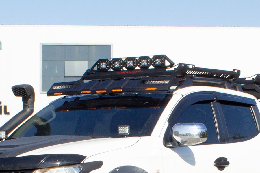 Козирок лобового скла під багажник DAKAR (LED) 5
