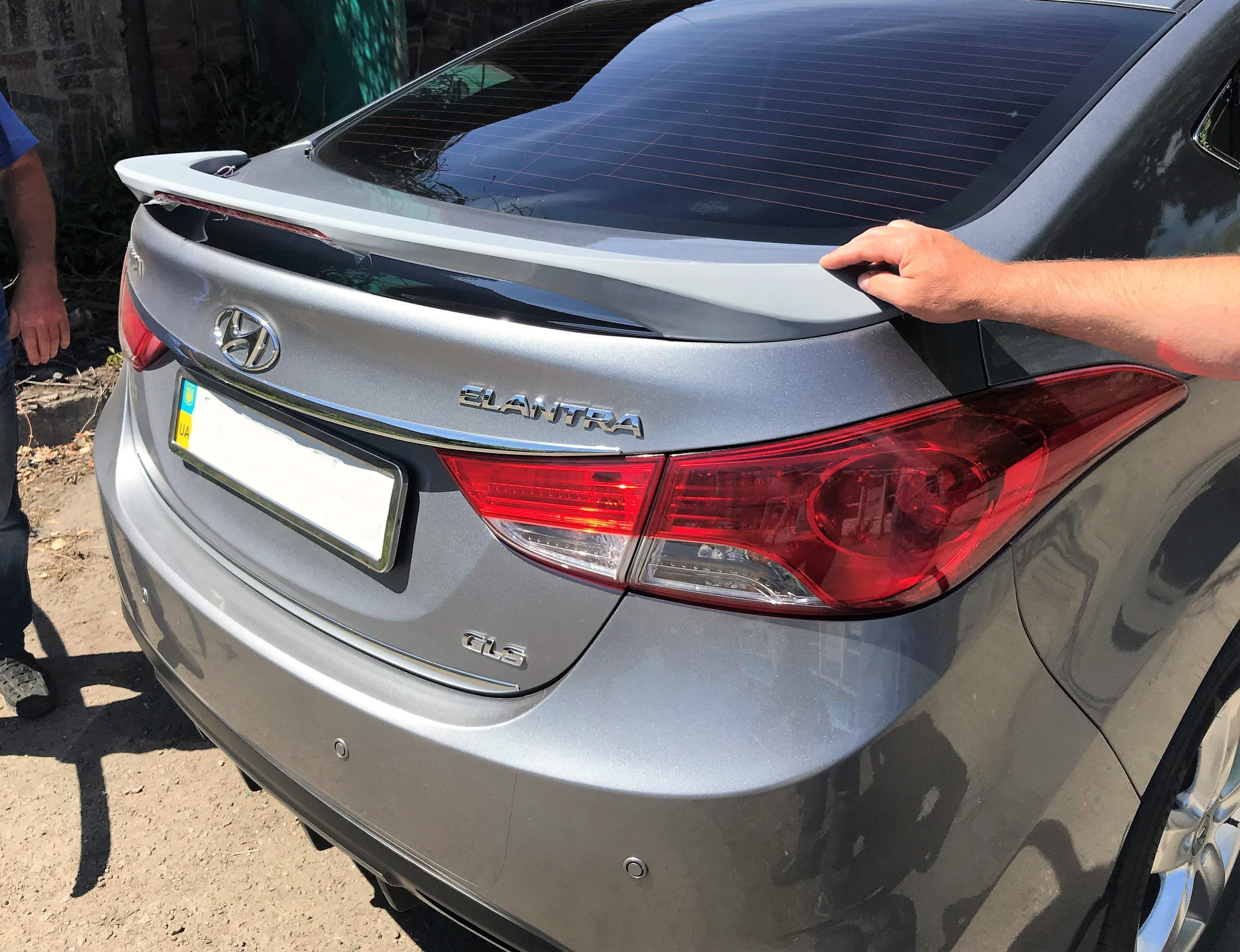 Спойлер на багажник Hyundai Elantra MD 2010-2015 зі стоп сигналом ABS пластик 4