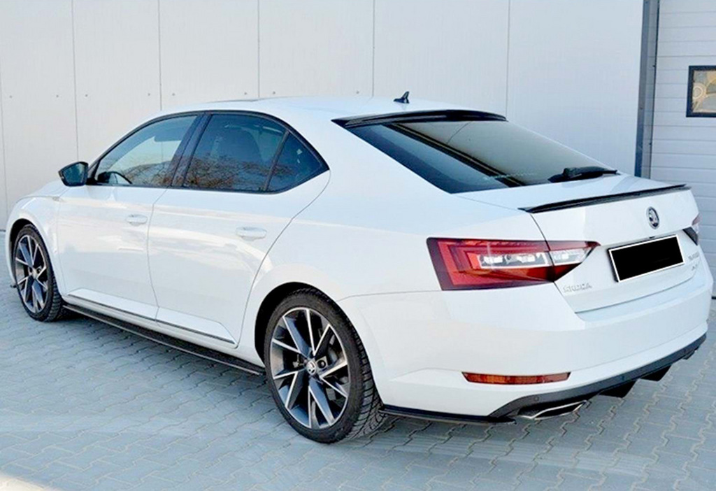 Бленда V-1 (2015-2019, чорний глянець) 4