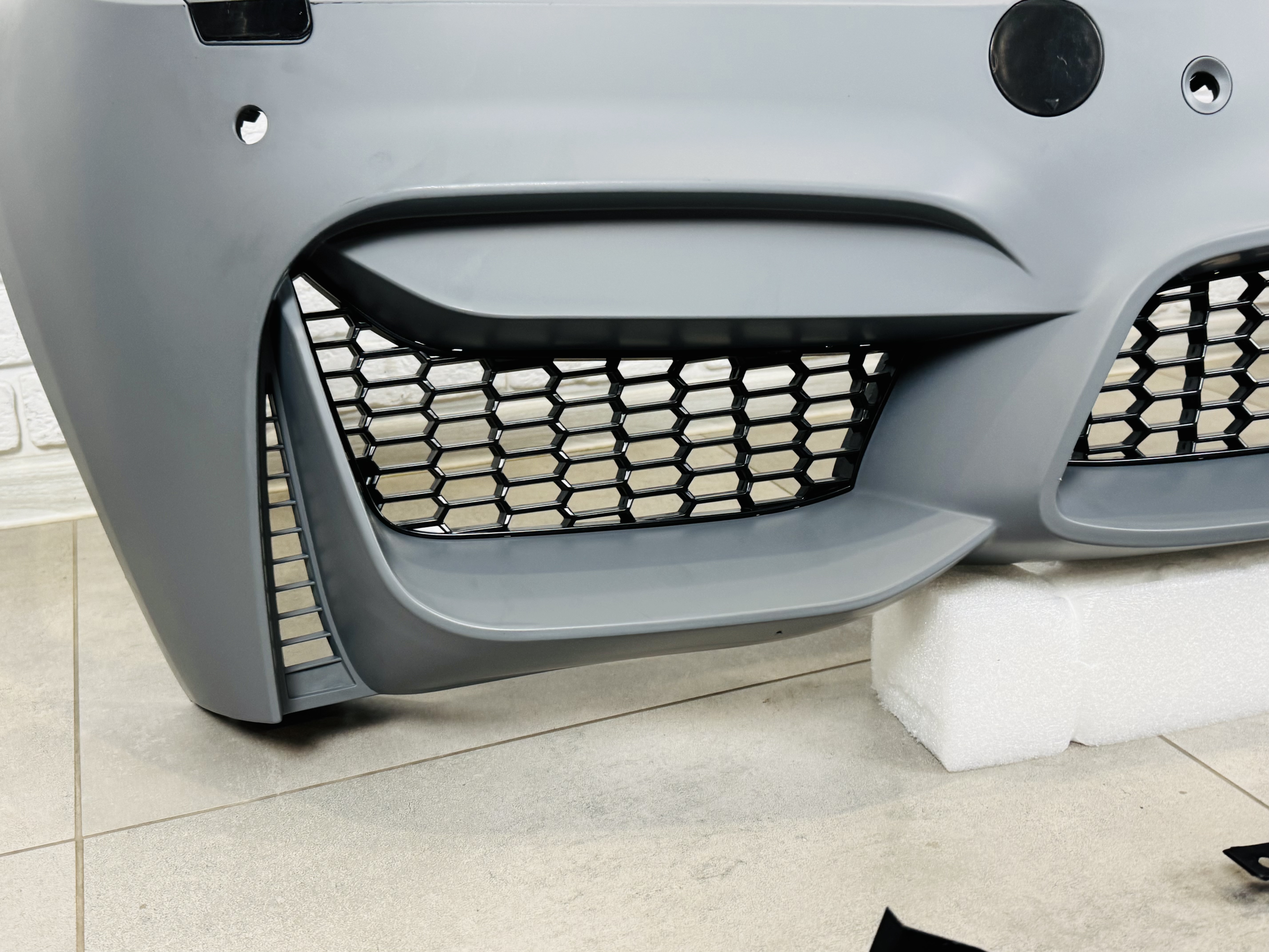 Бампер передній у сборі M4 для BMW 4 series F32 / F33 / F36 2013-2020 5