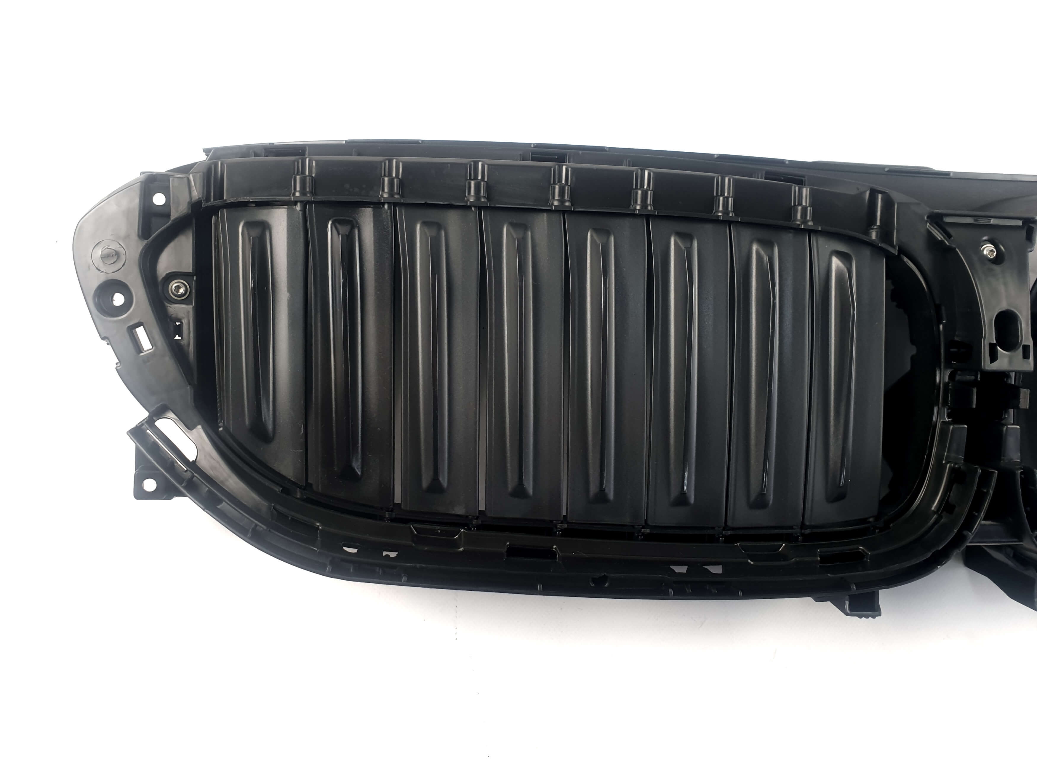 Повітряна заслонка (жалюзі) з моторчиком на BMW 5 Series G30 / G31 2017-2020 року 2