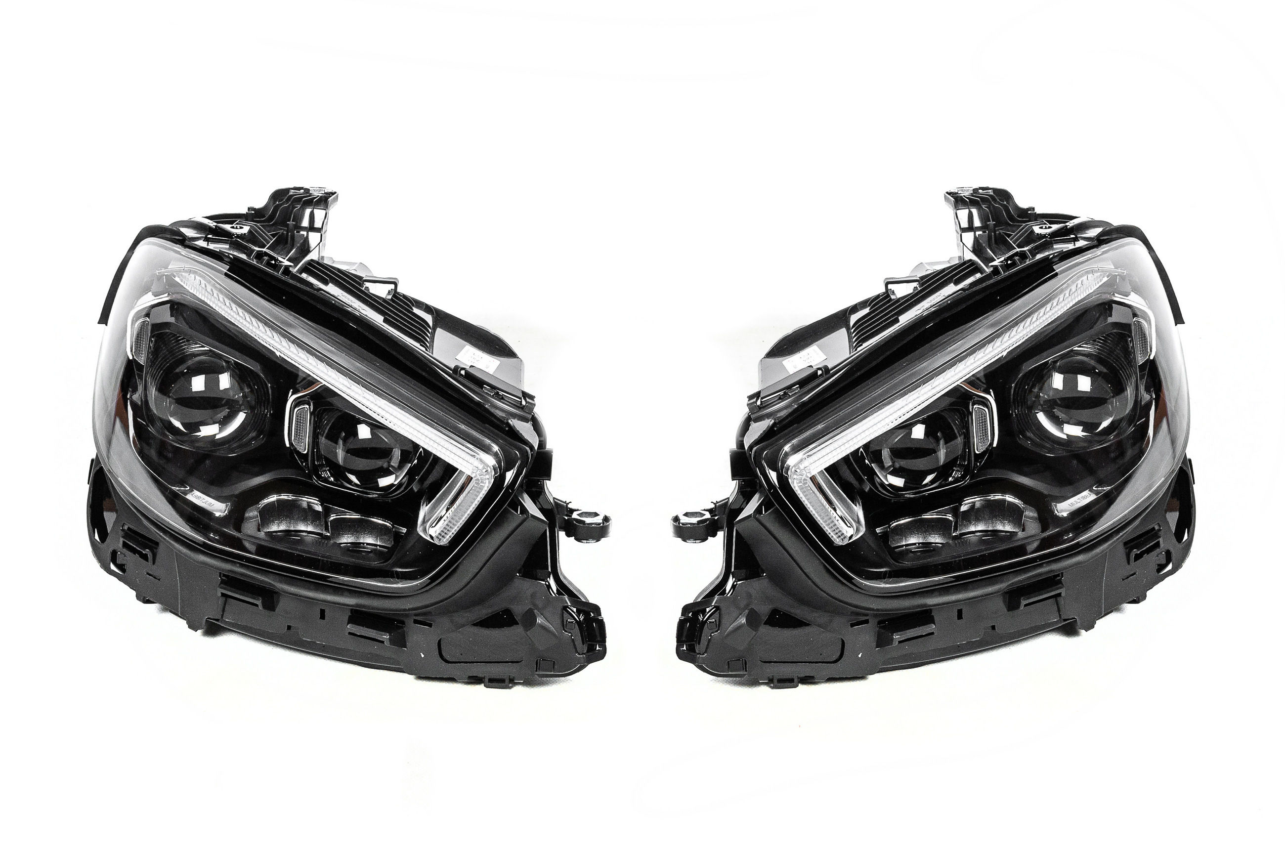 Передні фари OEM 2020-2023 (2 шт, LED)