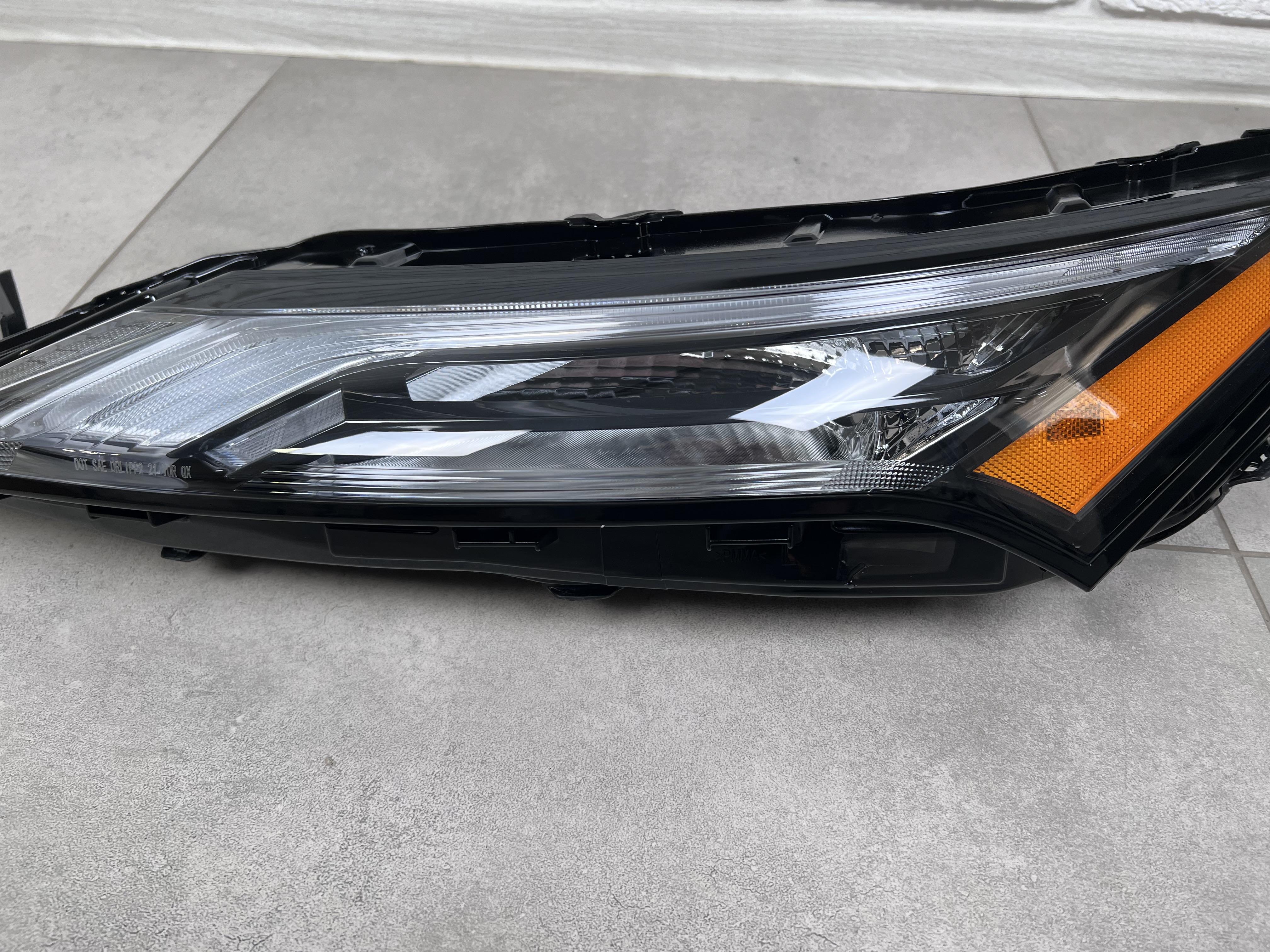 ДХО ліва фара верхня Nissan Rogue T33 2021+ 4