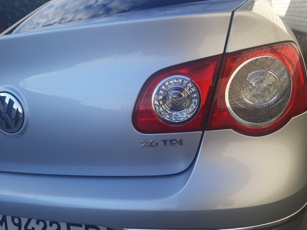 Напис 2.0 Tdi (з червоною I) 2