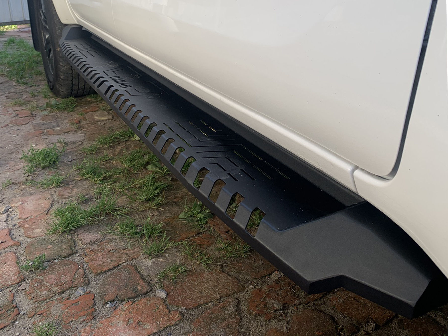 Бокові пороги Dakar V1 без LED (2 шт, метал) 2