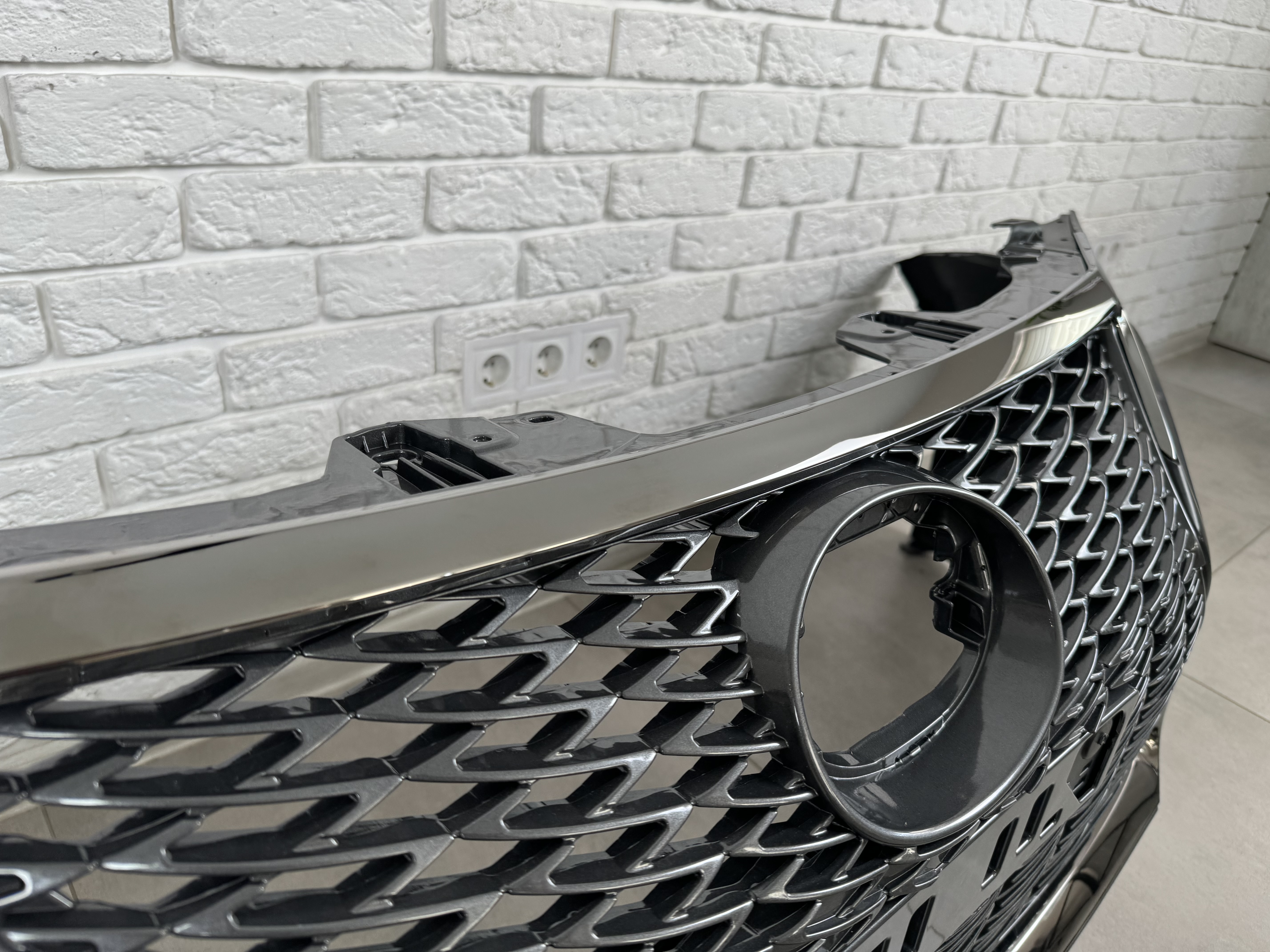 Бампер передній рестайлінг F-Sport 2017+ для Lexus CT 200h 2010-2021 6