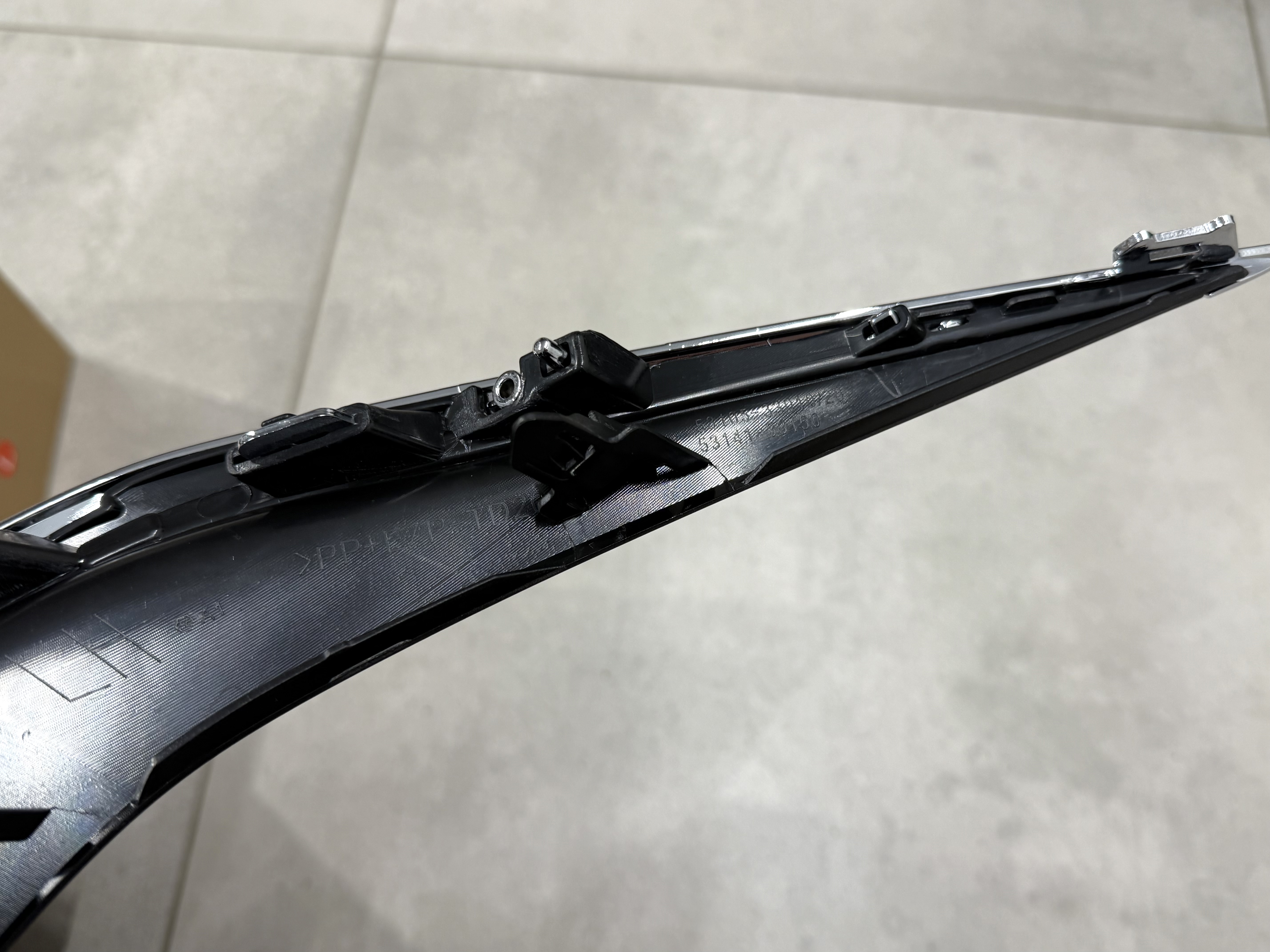 Ліва накладка туманки OEM 5310633010 для Lexus ES 2018- 3