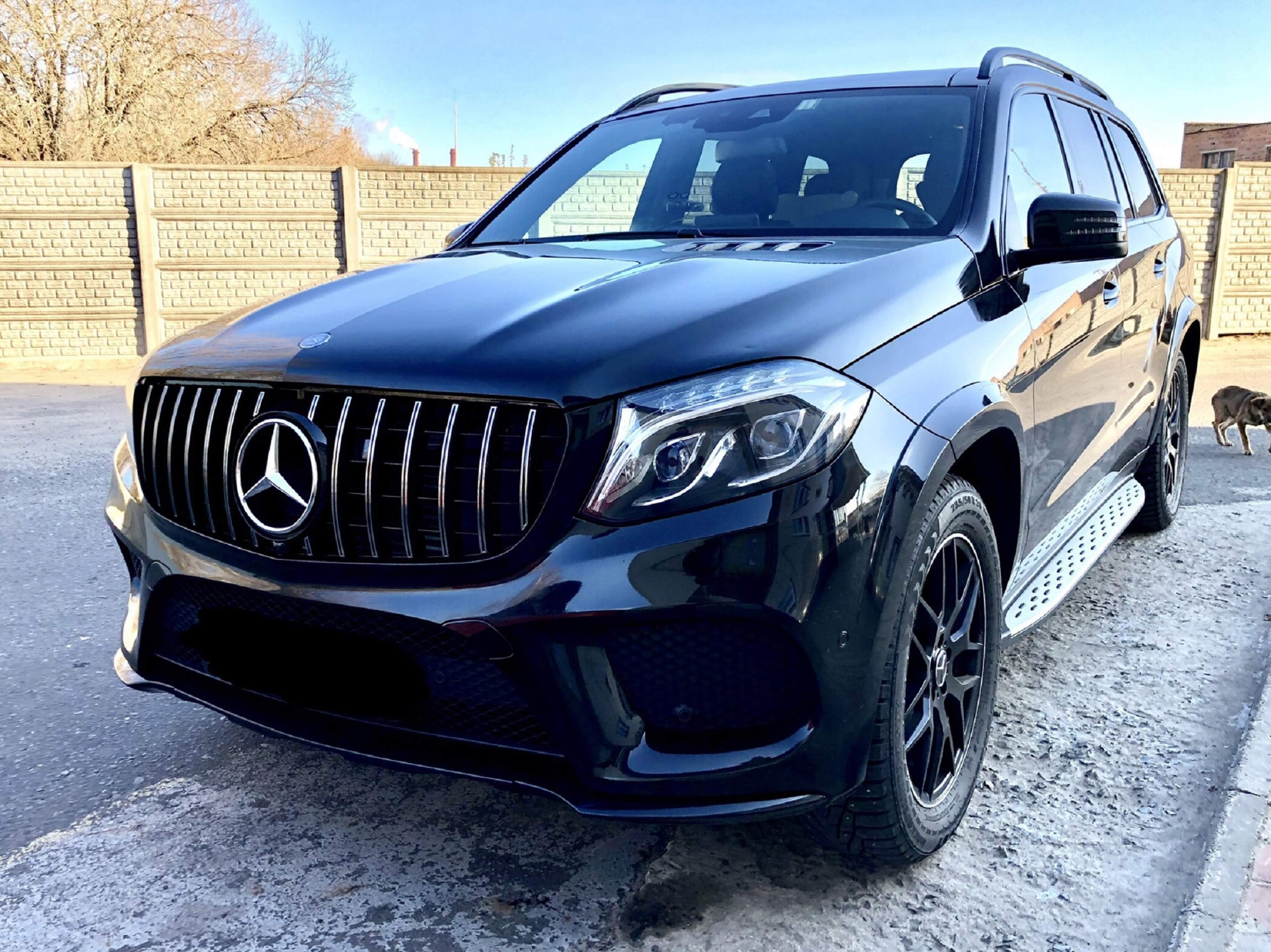 Решітка радіатора Chrome Black GT на Mercedes-Benz GLS-Class X166 2015-2019 року 4