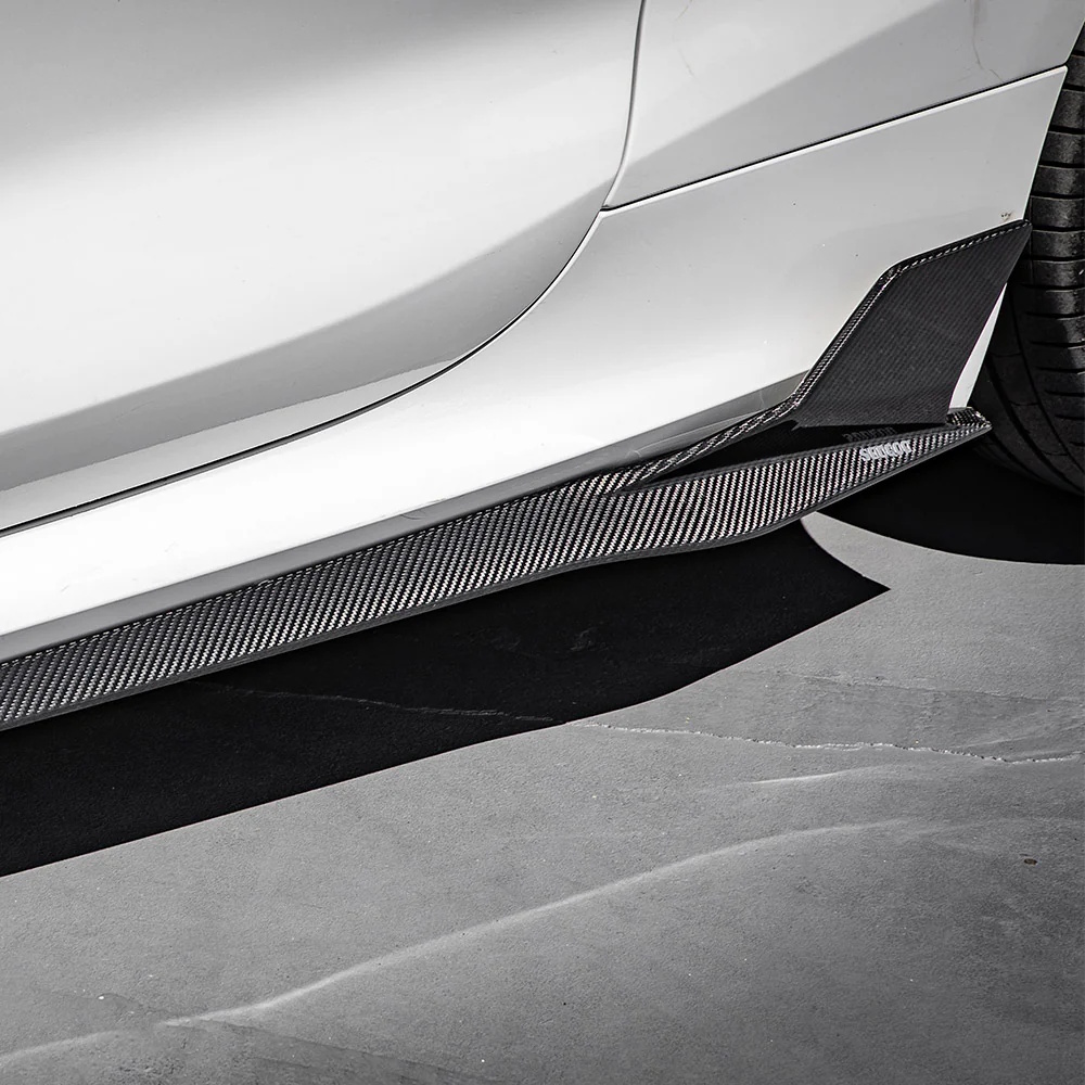 Леза на пороги (Карбон) на BMW 8 Series G14 / G15 / G16 2018-2023 року 6