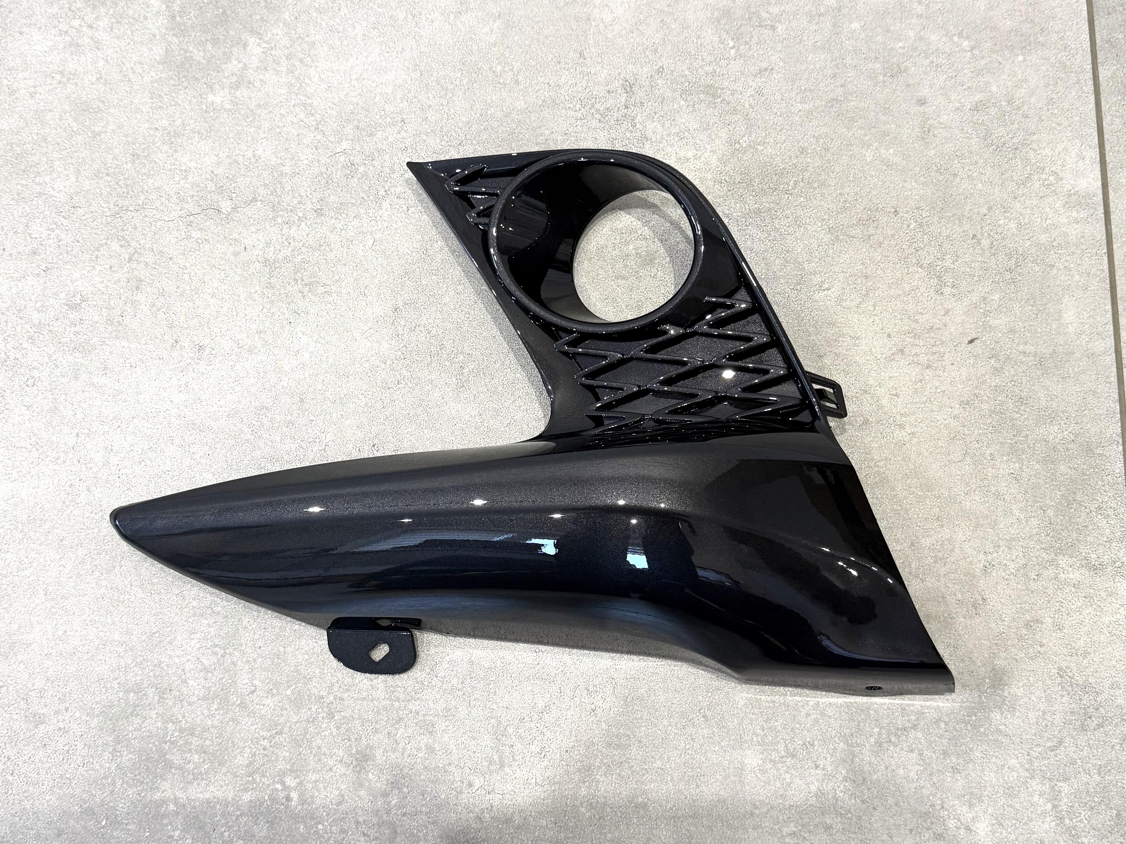 Накладка на протитуманну фару ЛІВА 5211376060 F-Sport Lexus CT 2014-2021 3