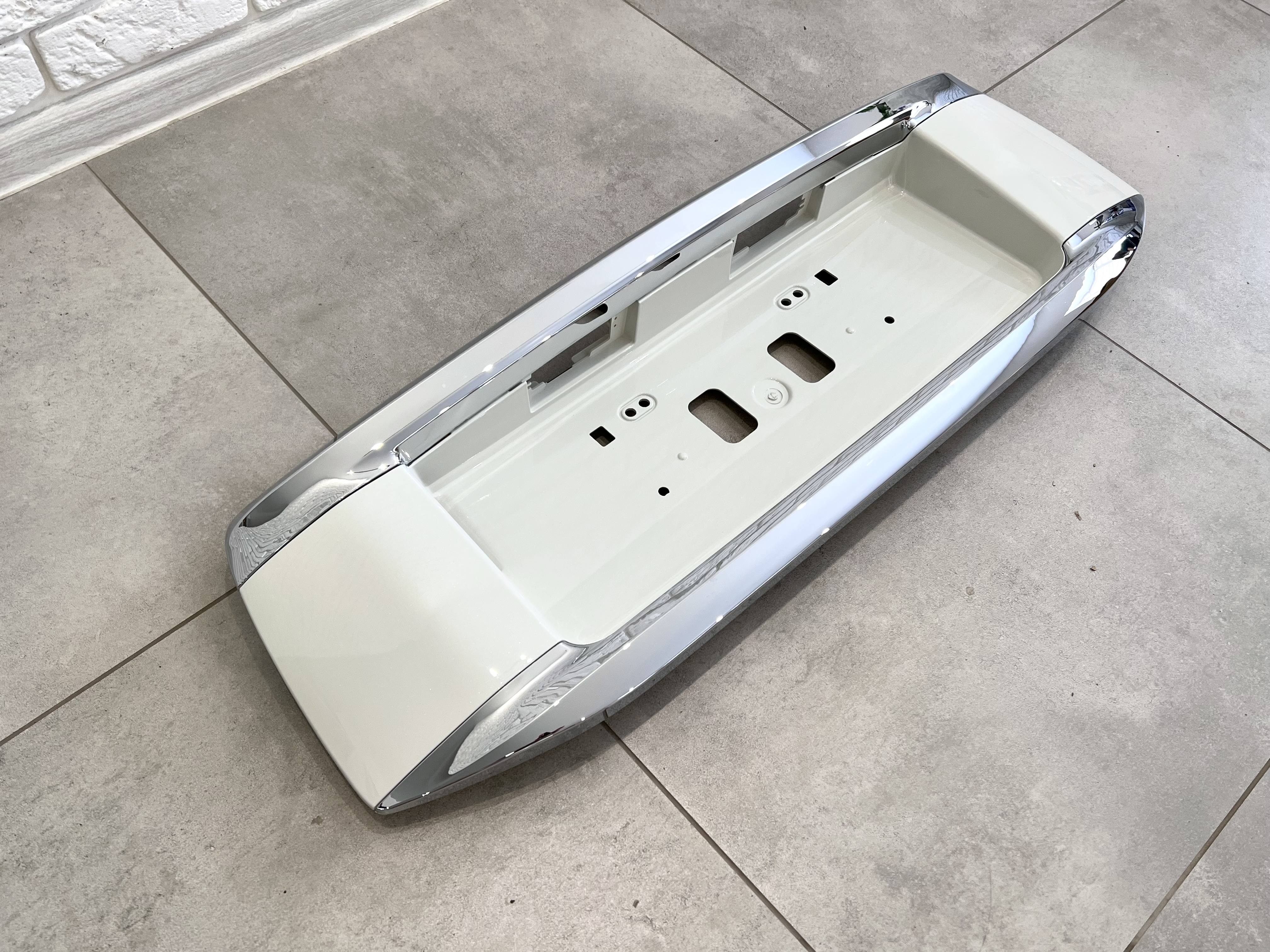 Вставка накладка під номер Lexus GX 460 2009-2023 2