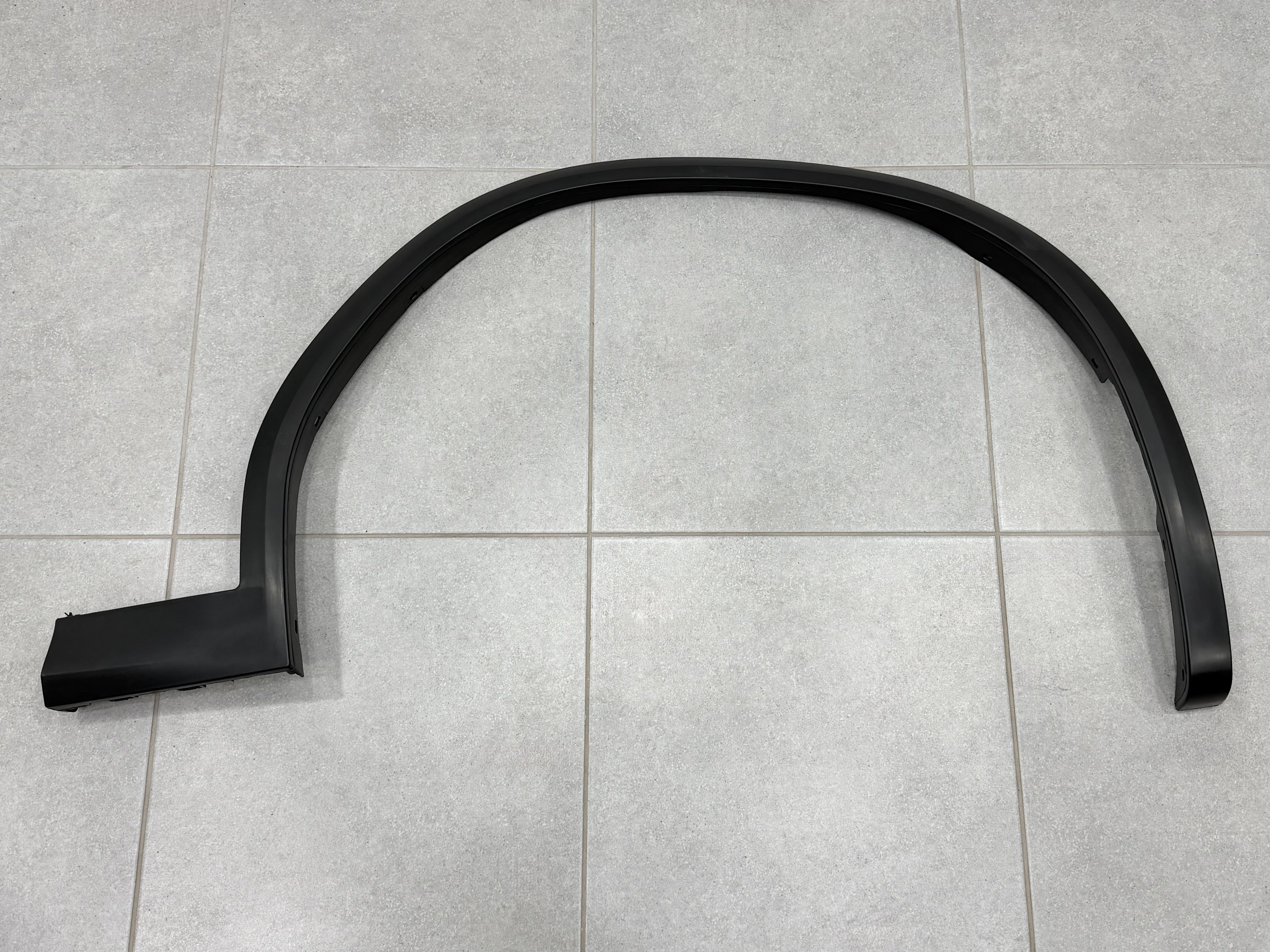 Накладка арки передня права М пакет BMW X3 G01 F97 / X4 G02 F98 2018-2024 2