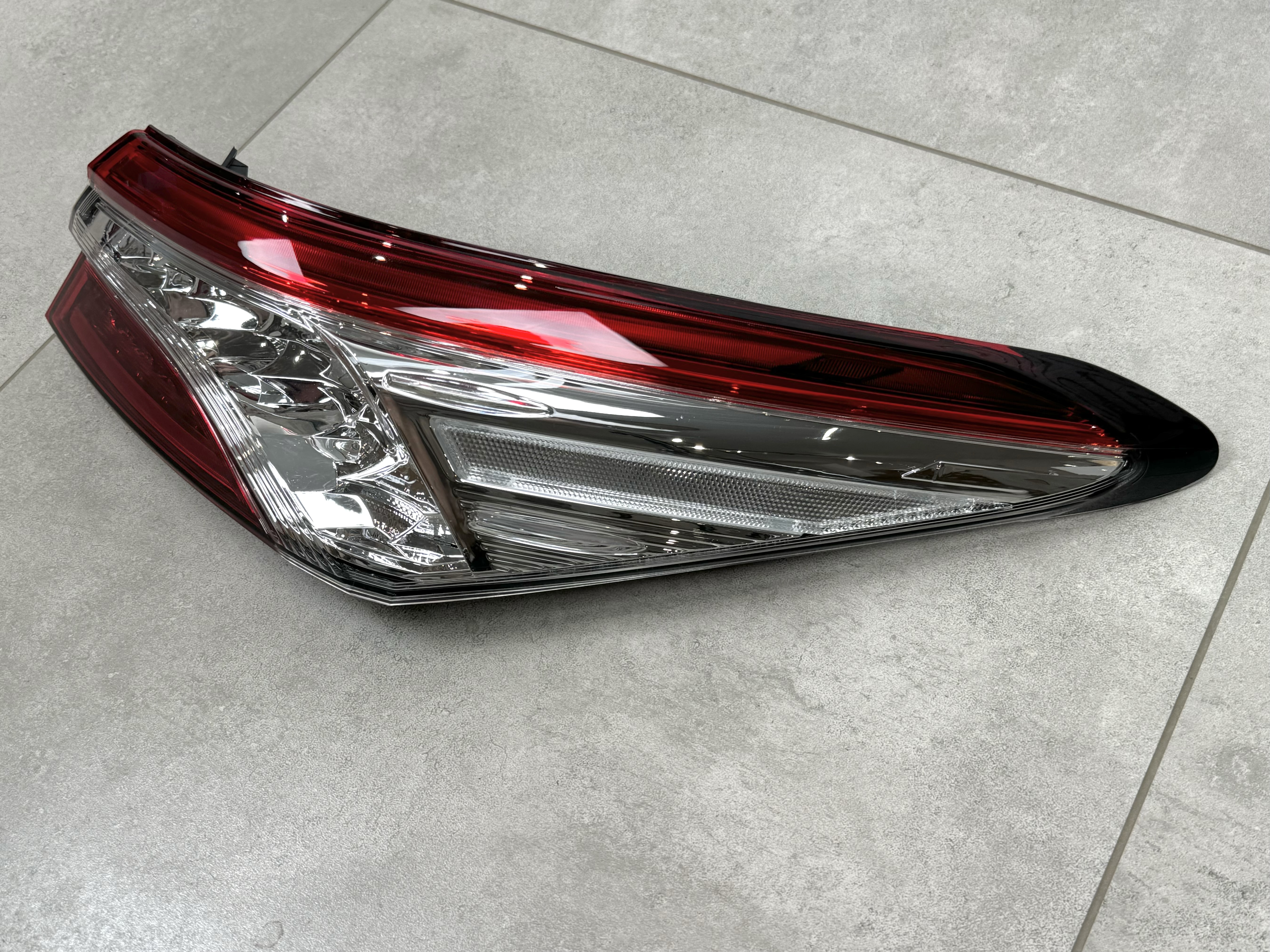 Задній ліхтар зовнішній правий FULL LED Toyota Camry 70 ЄВРОПА 2017-2020 1шт. 4