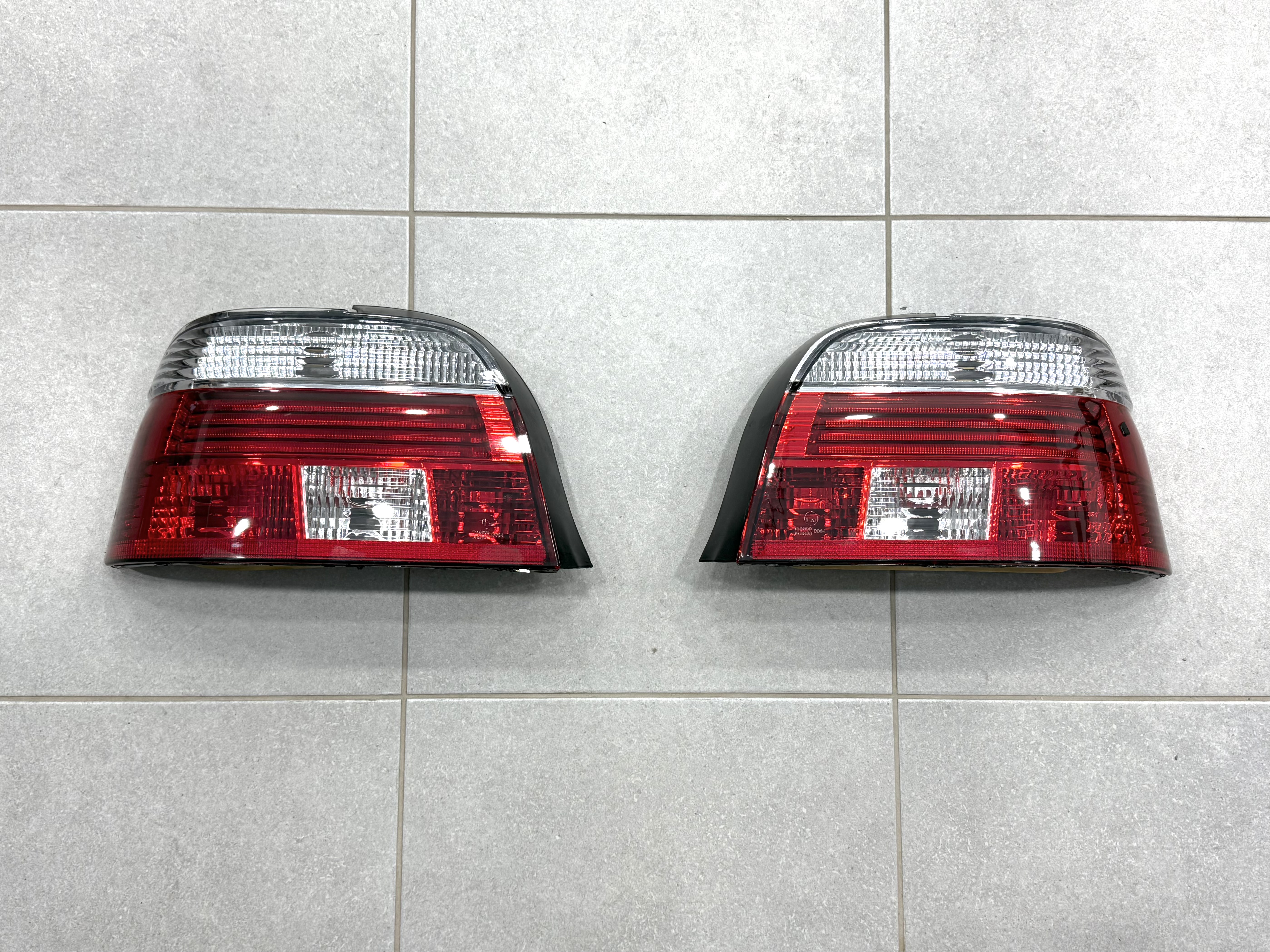 Задні ліхтарі рестайлінг BMW 5 Series E39 1996-2003 2