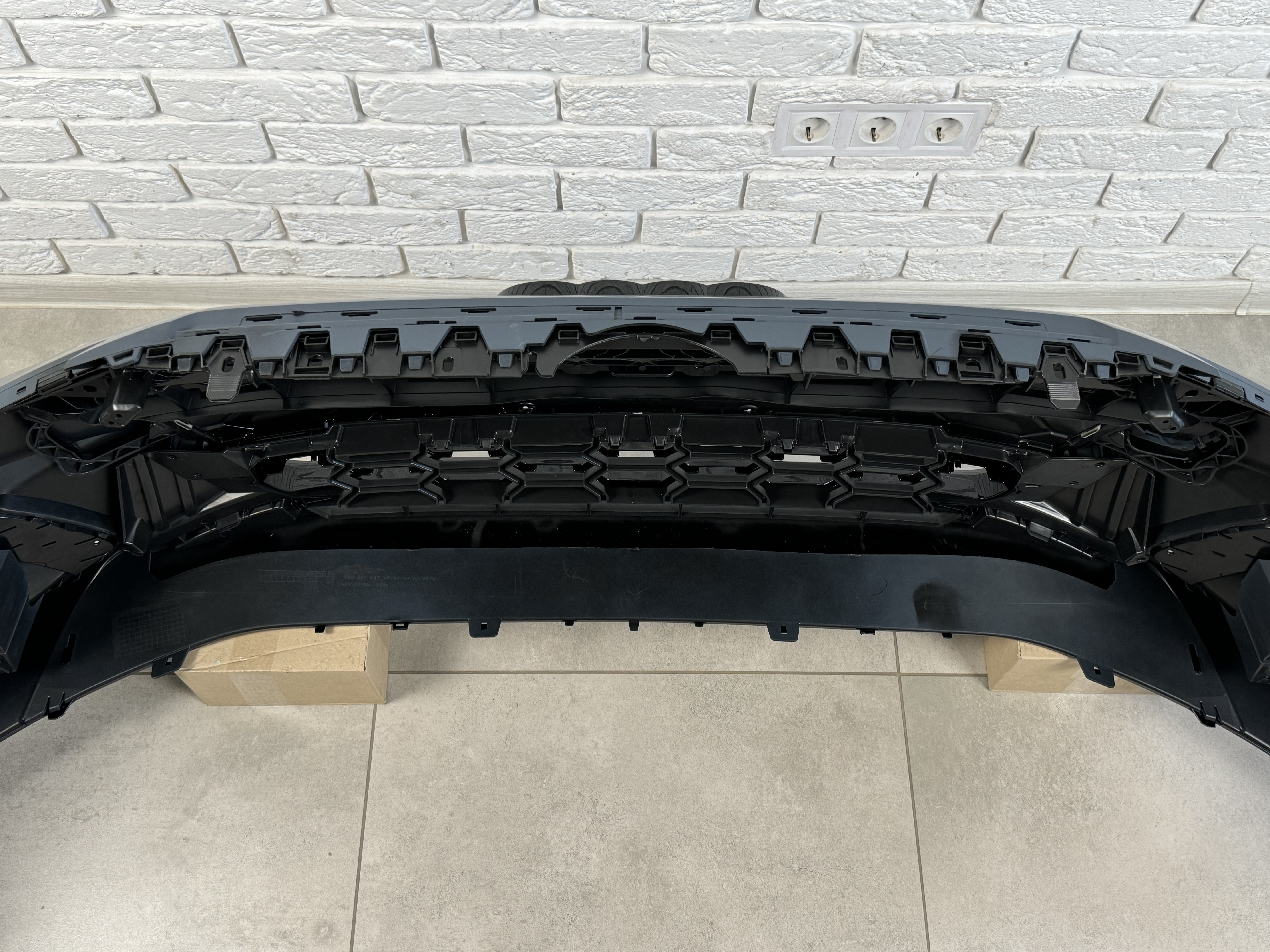 Бампер передній у зборі S-Line для Audi A4 B9 2020- 4