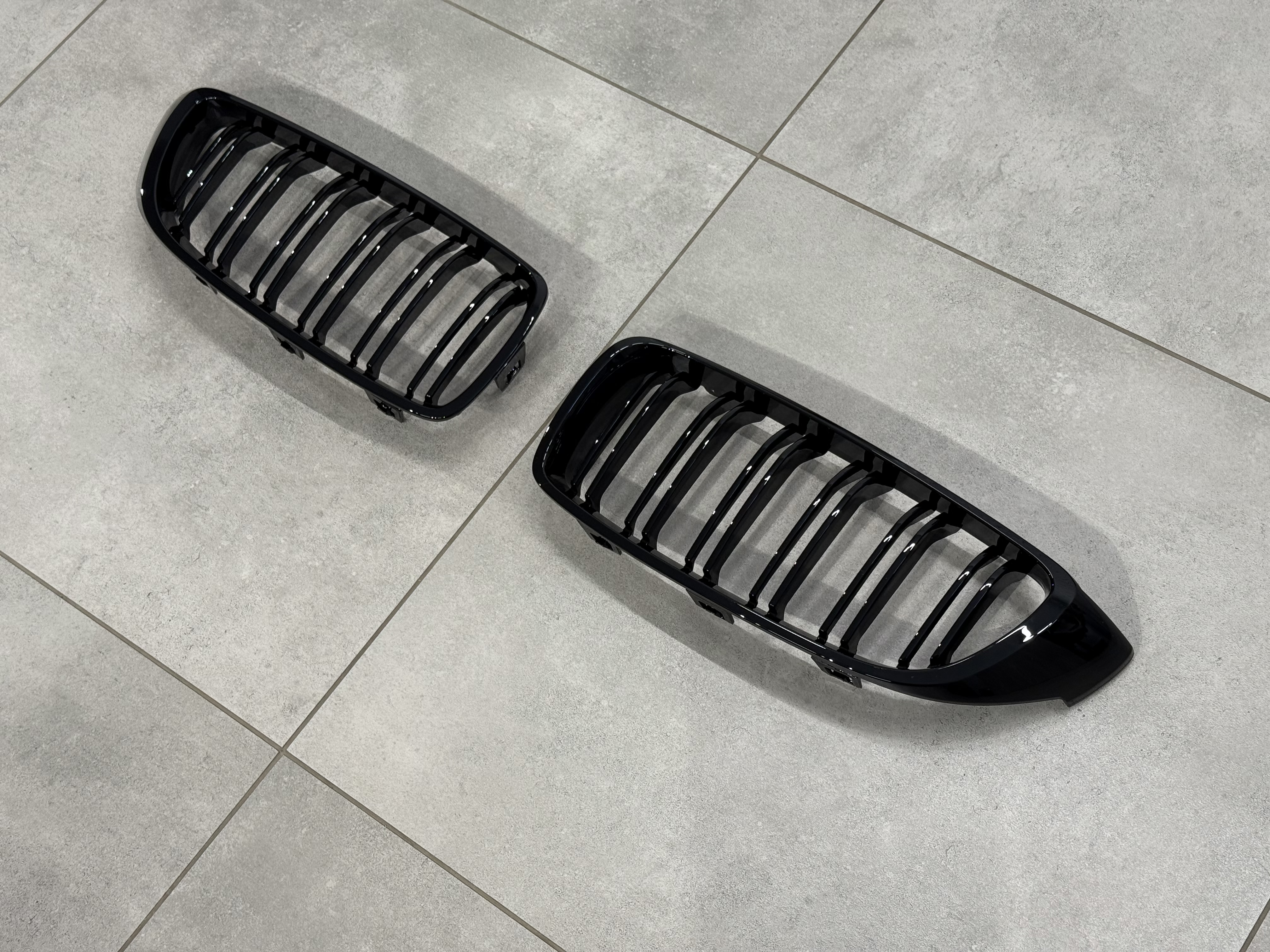 Решітка радіатора ніздрі M4 стиль BMW 4 series F32 F33 F36 2013-2020 3