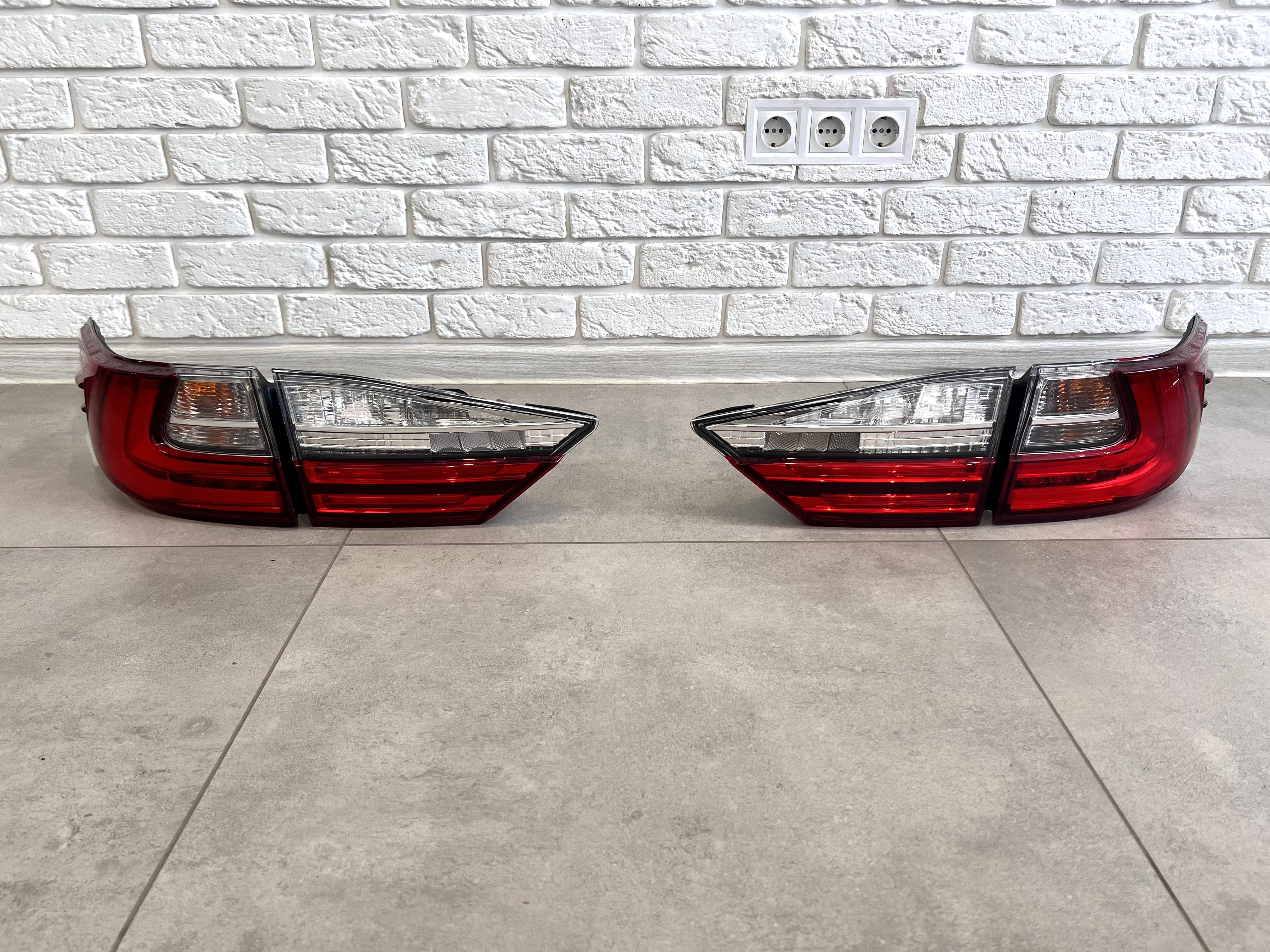 Задні ліхтарі OEM рестайлінг 2016 для Lexus ES 2012-2018 4шт. 2