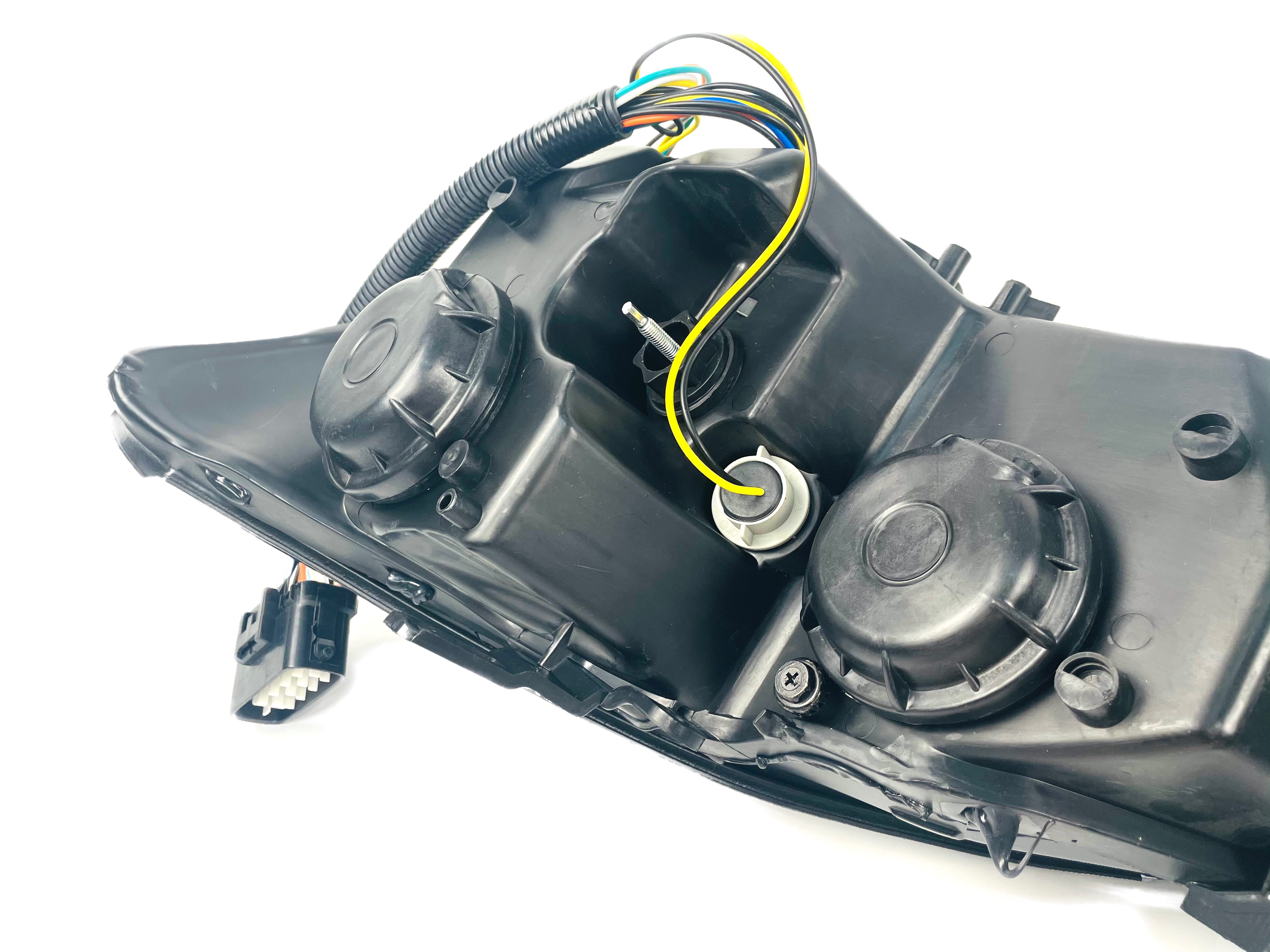 Передні фари з DRL та динамічним повторювачем повороту Lexus IS 2006-2012 4