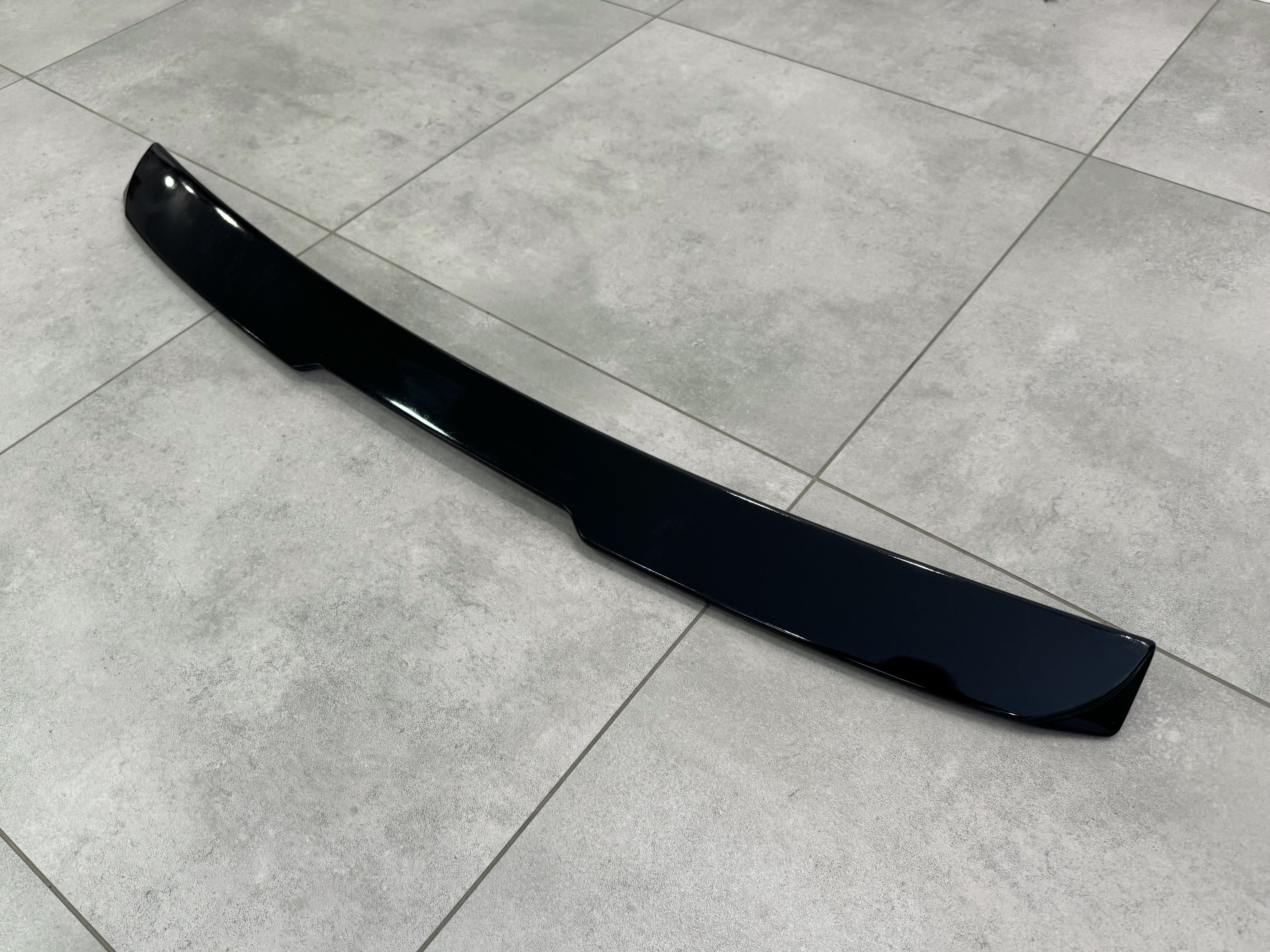 Козирок на скло BMW E60 2004-2009 ABS пластик, чорний глянець 3