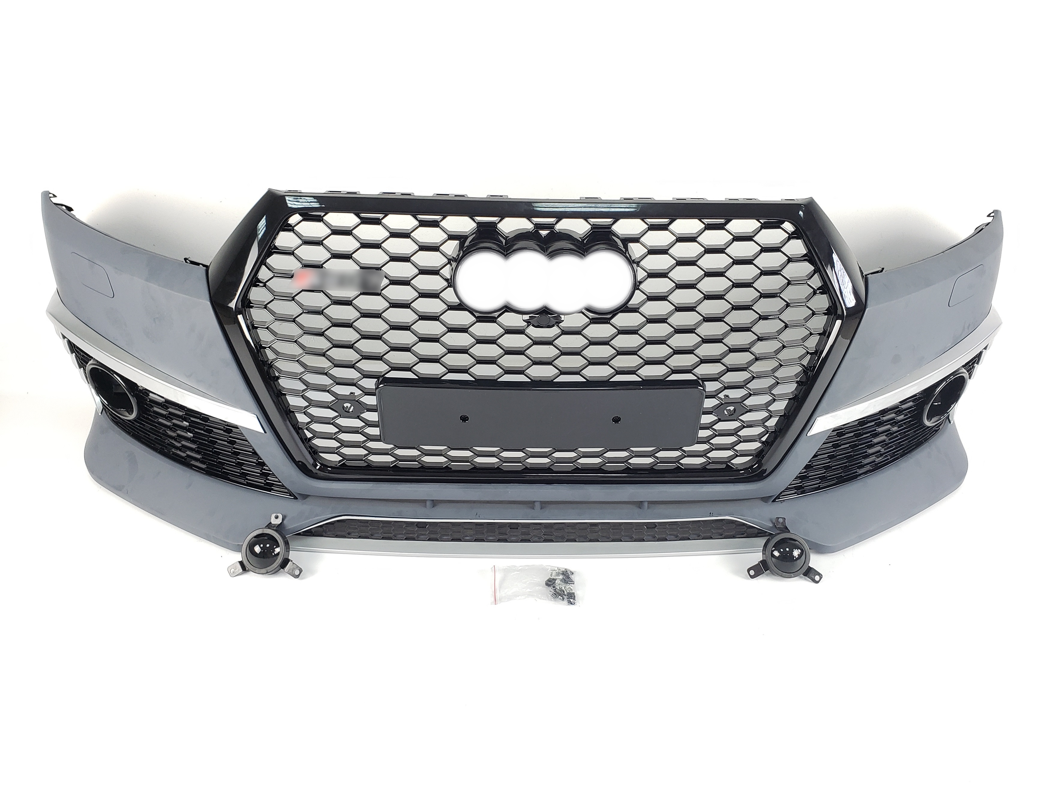 Передній бампер (RS Style) Silver Black на Audi Q7 4M 2015-2020 року