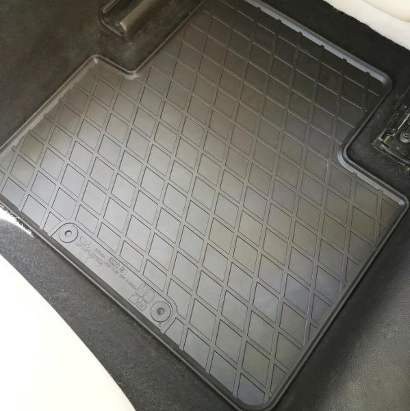 Гумові килимки (4 шт, Stingray Premium) 4