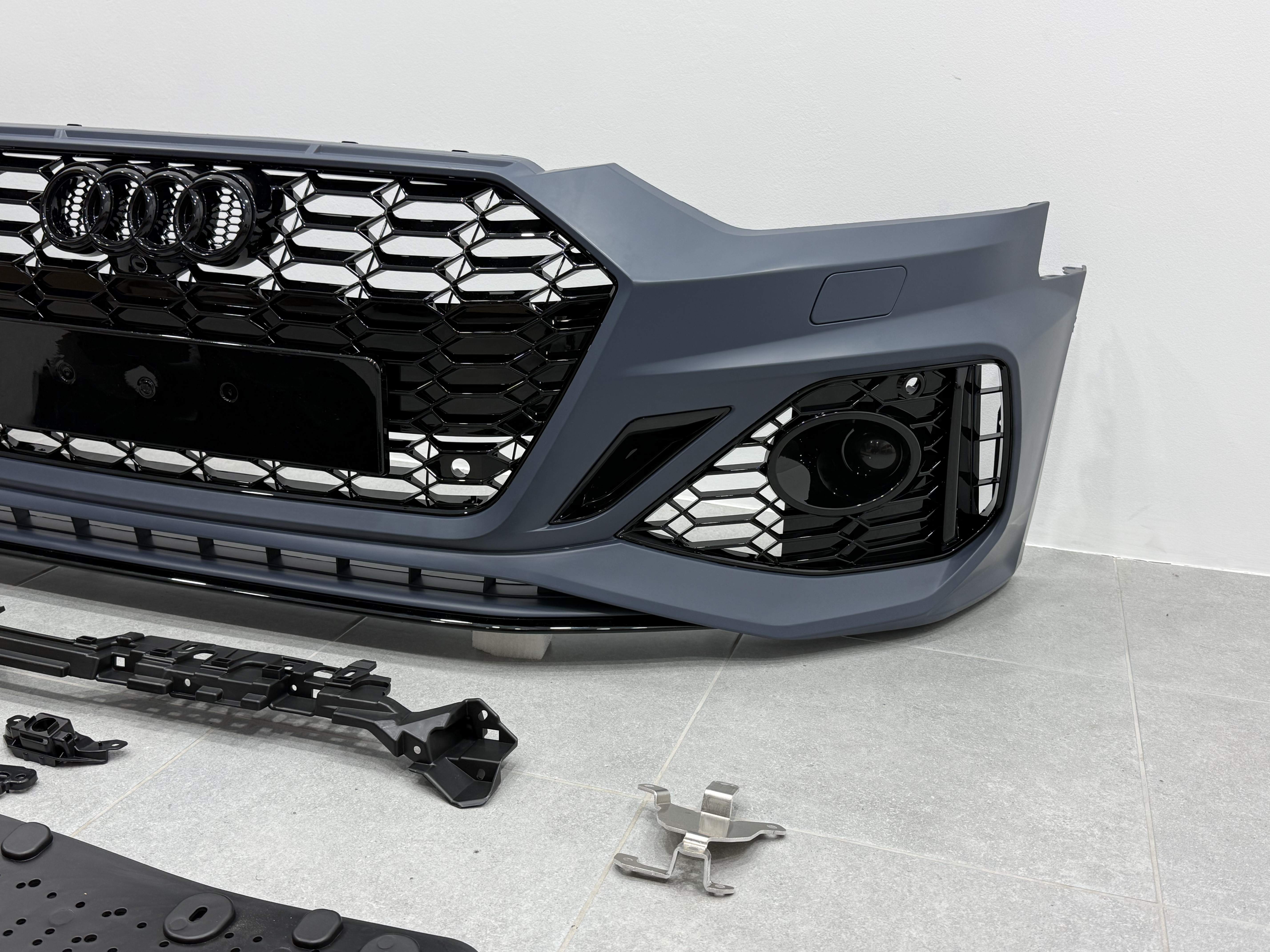 Бампер передній у стилі RS5 для Audi A5 2020+ 5
