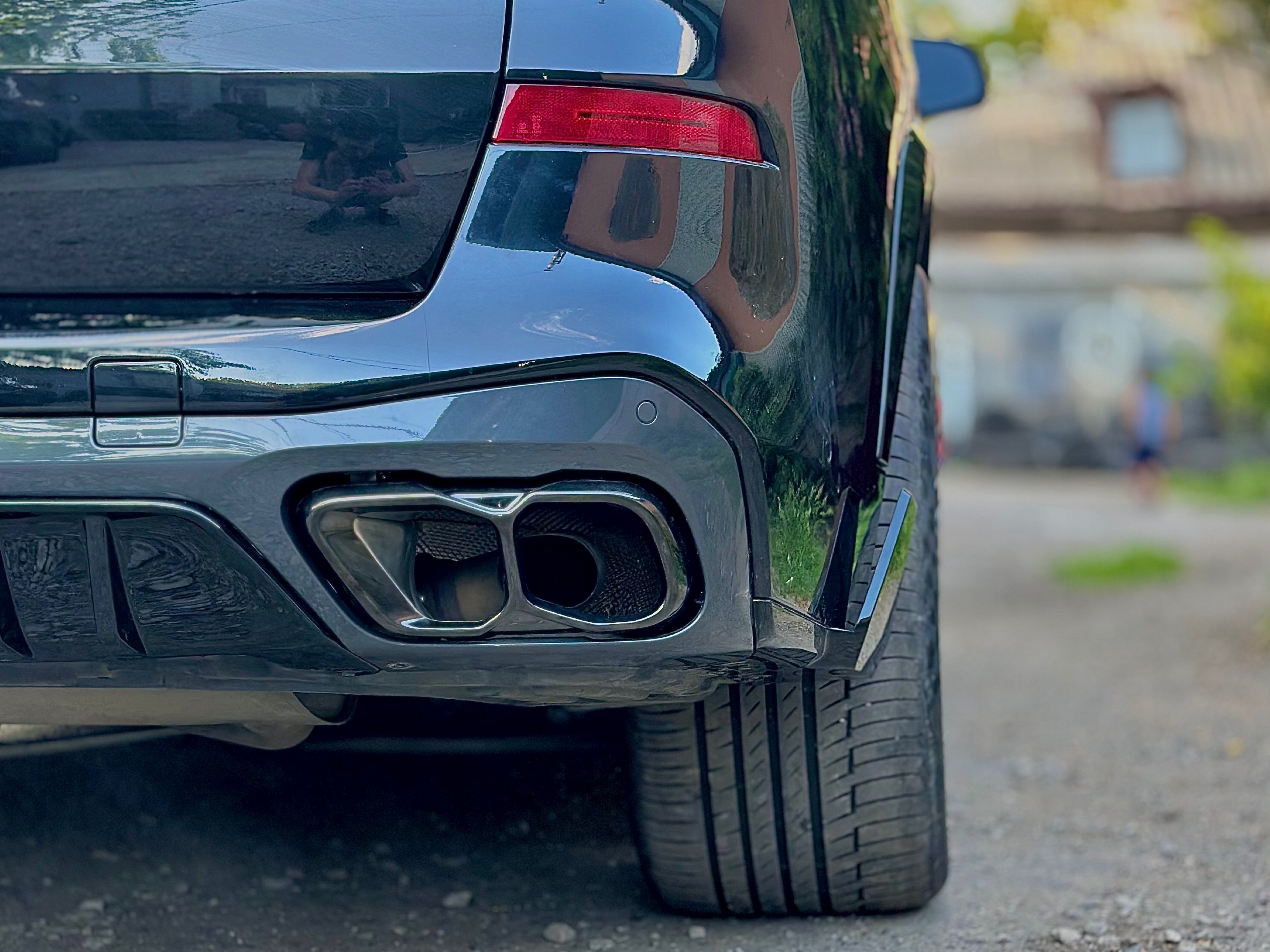 Насадки на вихлопні труби M60i LCI для BMW X5 G05/X6 G06/X7 G07 чорні 3