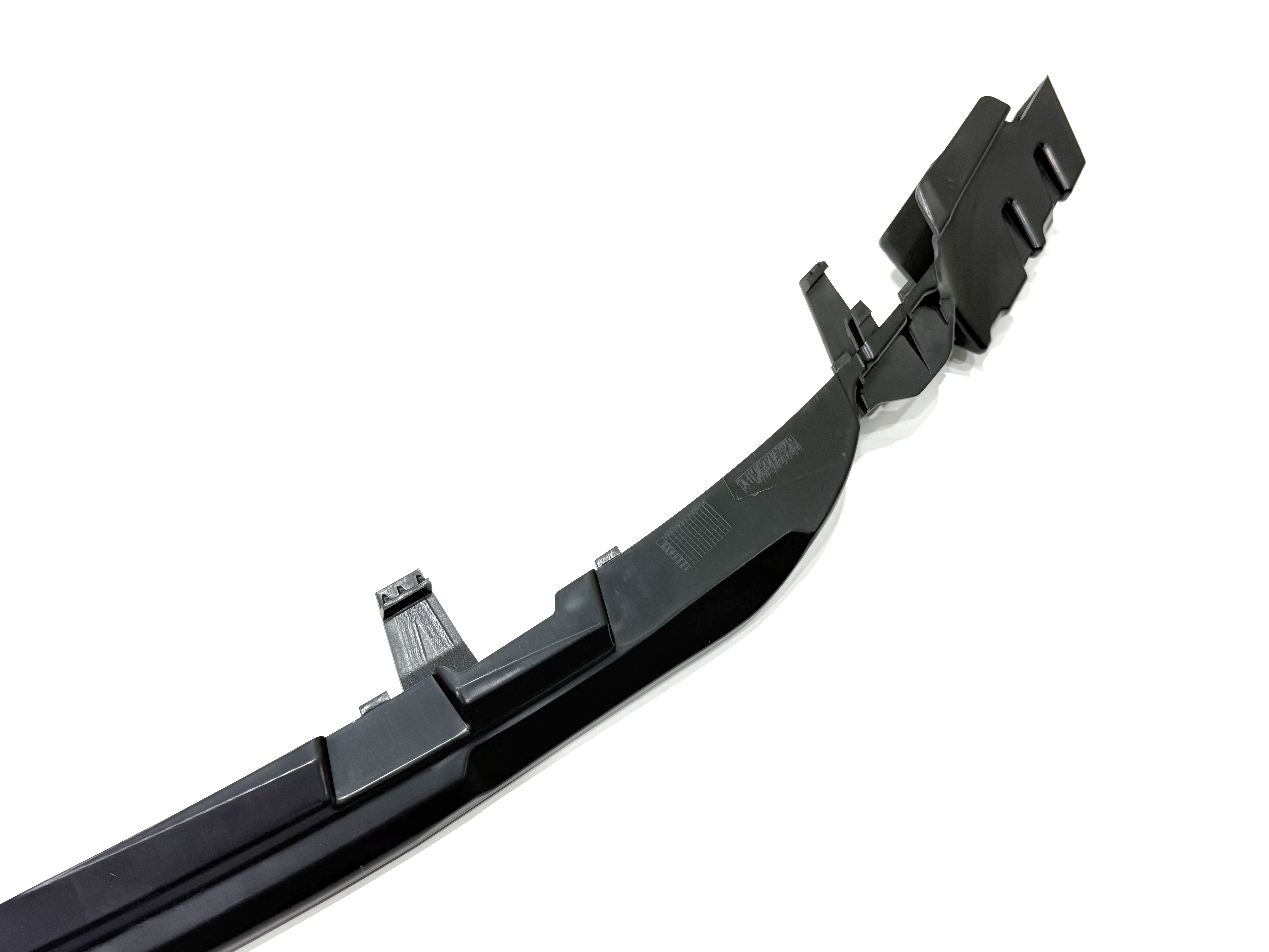 Демпфер переднього бампера M Paket 51118747849 / 51118746307 для BMW 5 series G30 / G31 2020-2023 рест. 5